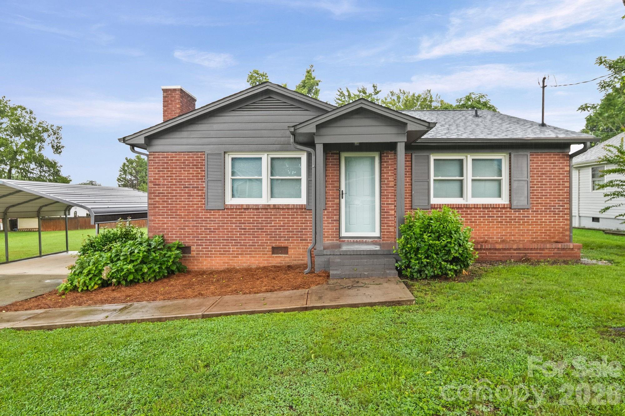 304 Ford Street Property Photo 1