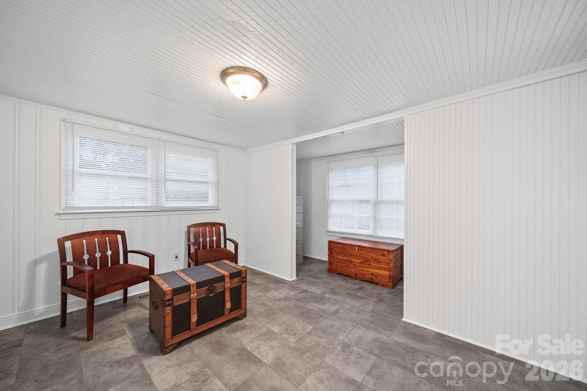 304 Ford Street Property Photo 14