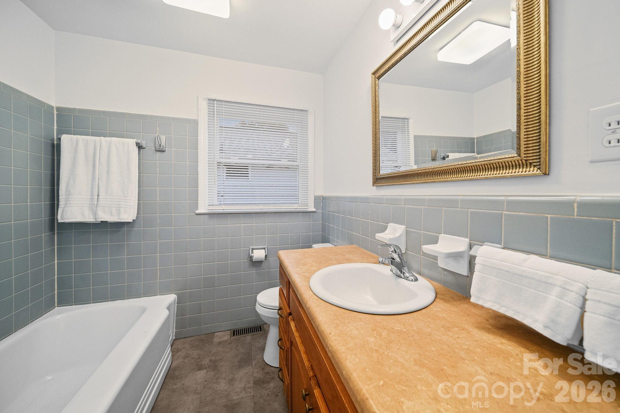 304 Ford Street Property Photo 22