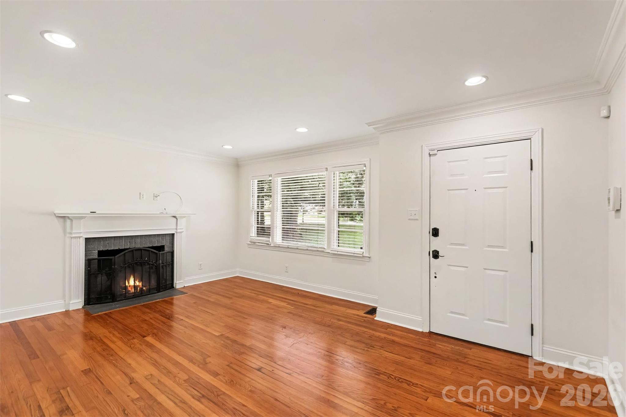 1819 Lumpkin Circle Property Photo 6