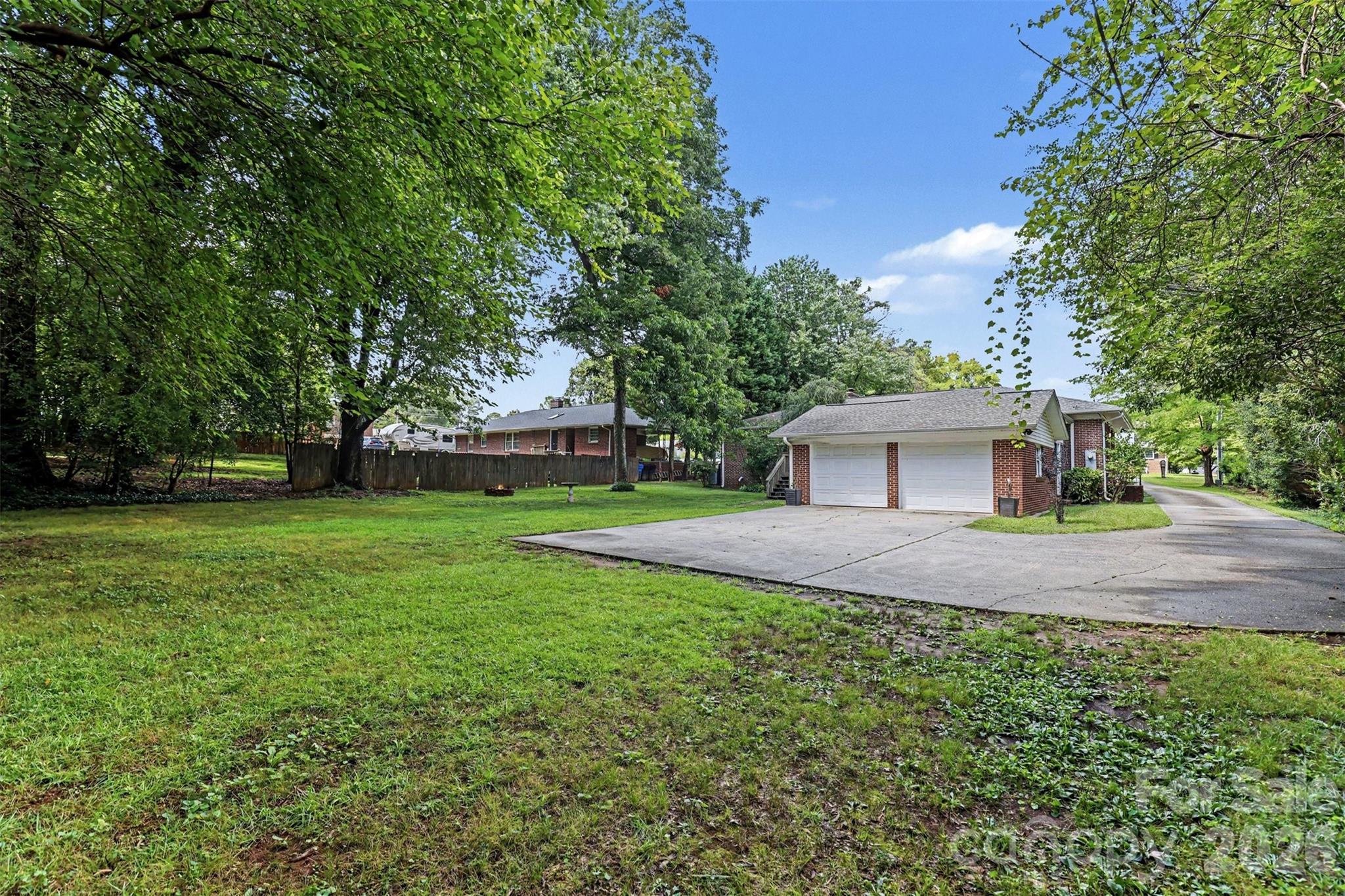 1819 Lumpkin Circle Property Photo 39