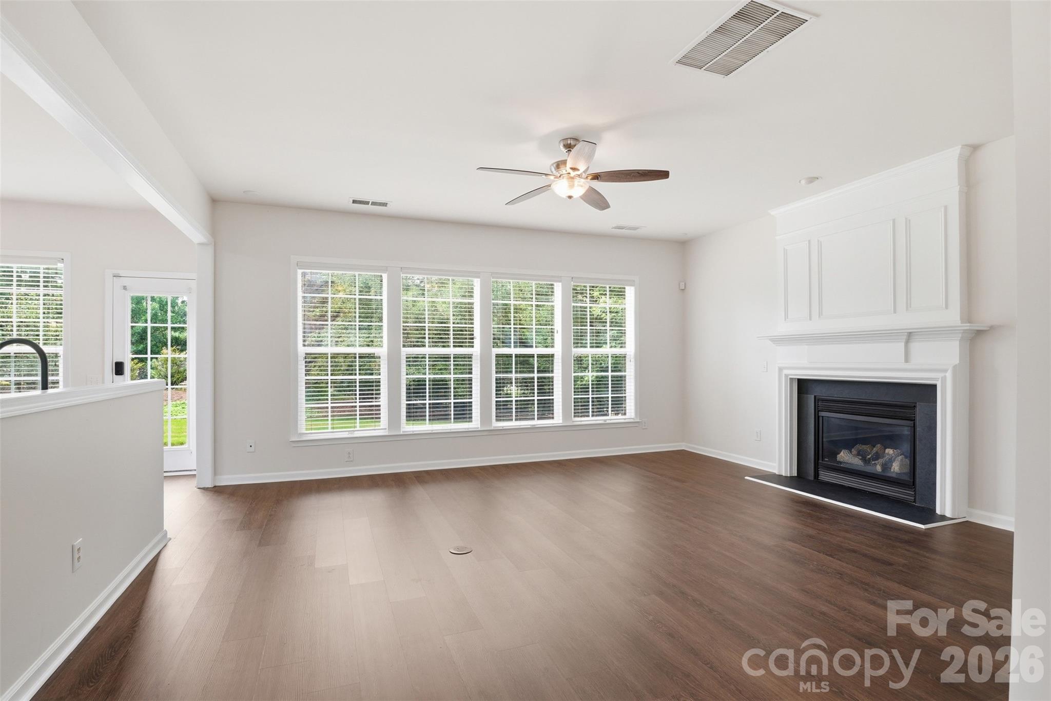7633 Rathburn Lane Property Photo 12