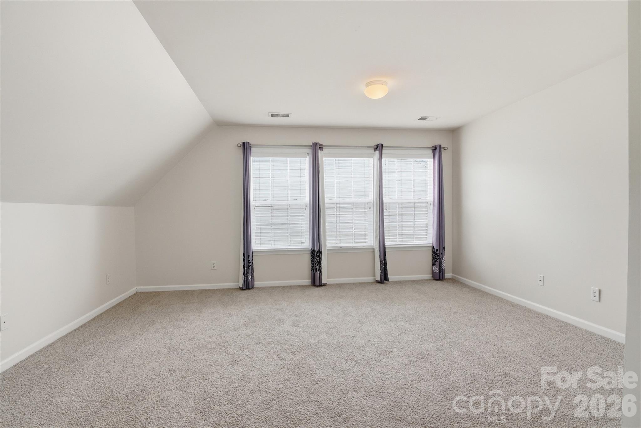 7633 Rathburn Lane Property Photo 32