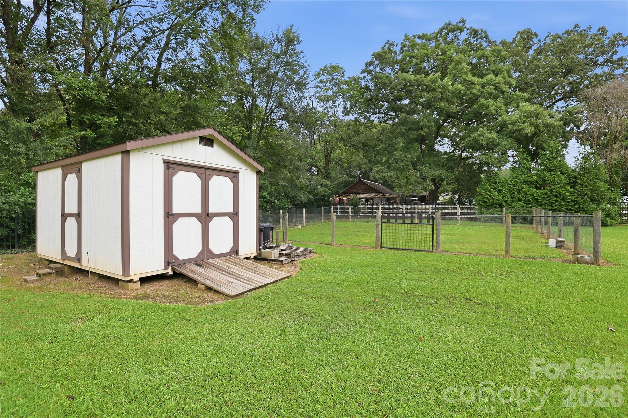 2348 Oak Grove Circle Property Photo 38