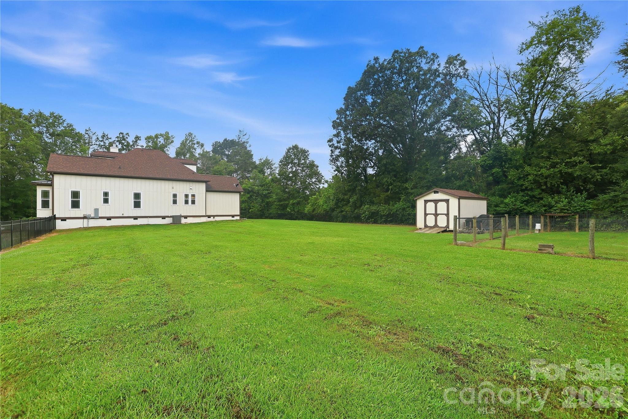 2348 Oak Grove Circle Property Photo 40