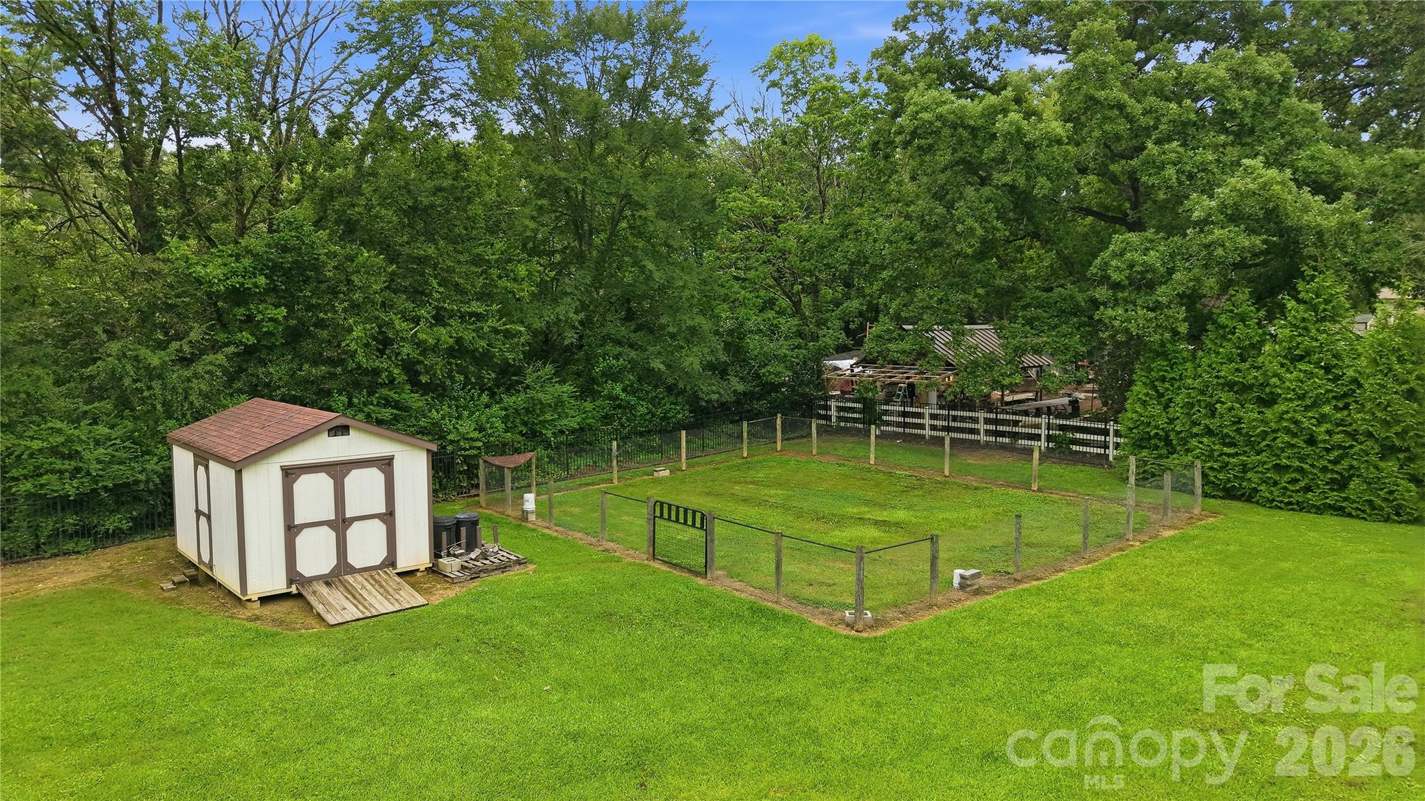 2348 Oak Grove Circle Property Photo 41
