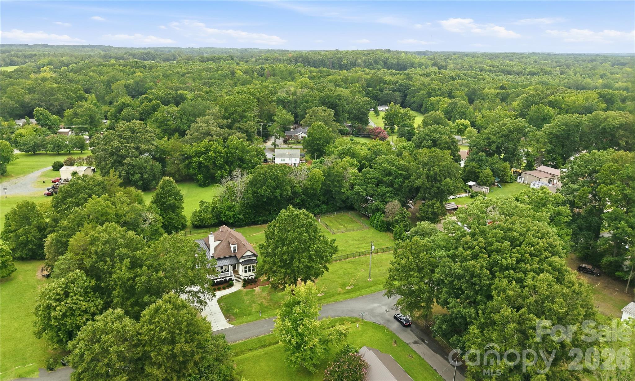 2348 Oak Grove Circle Property Photo 46