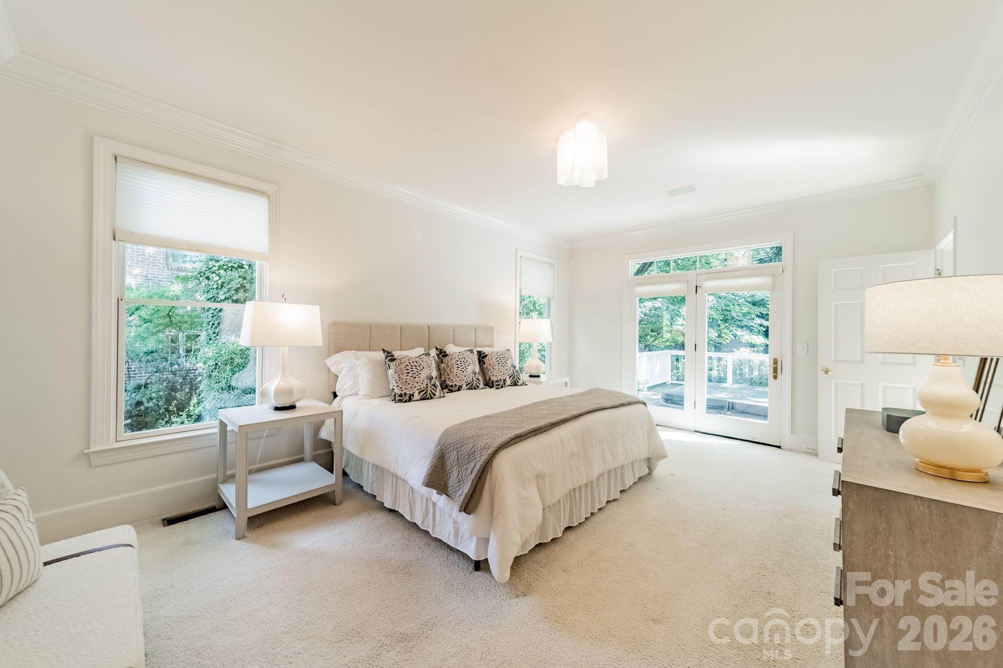 304 S Canterbury Road Property Photo 16