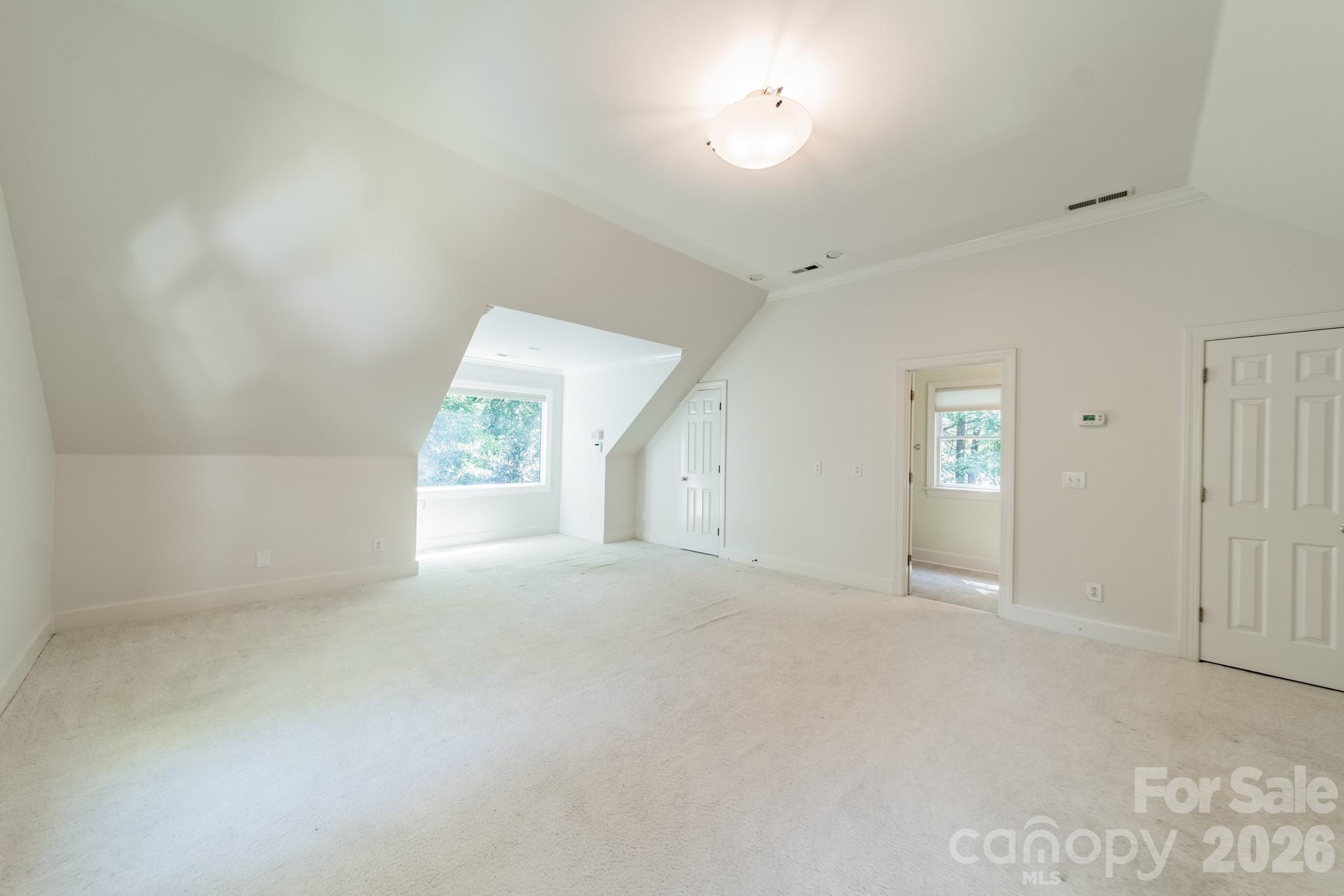 304 S Canterbury Road Property Photo 26