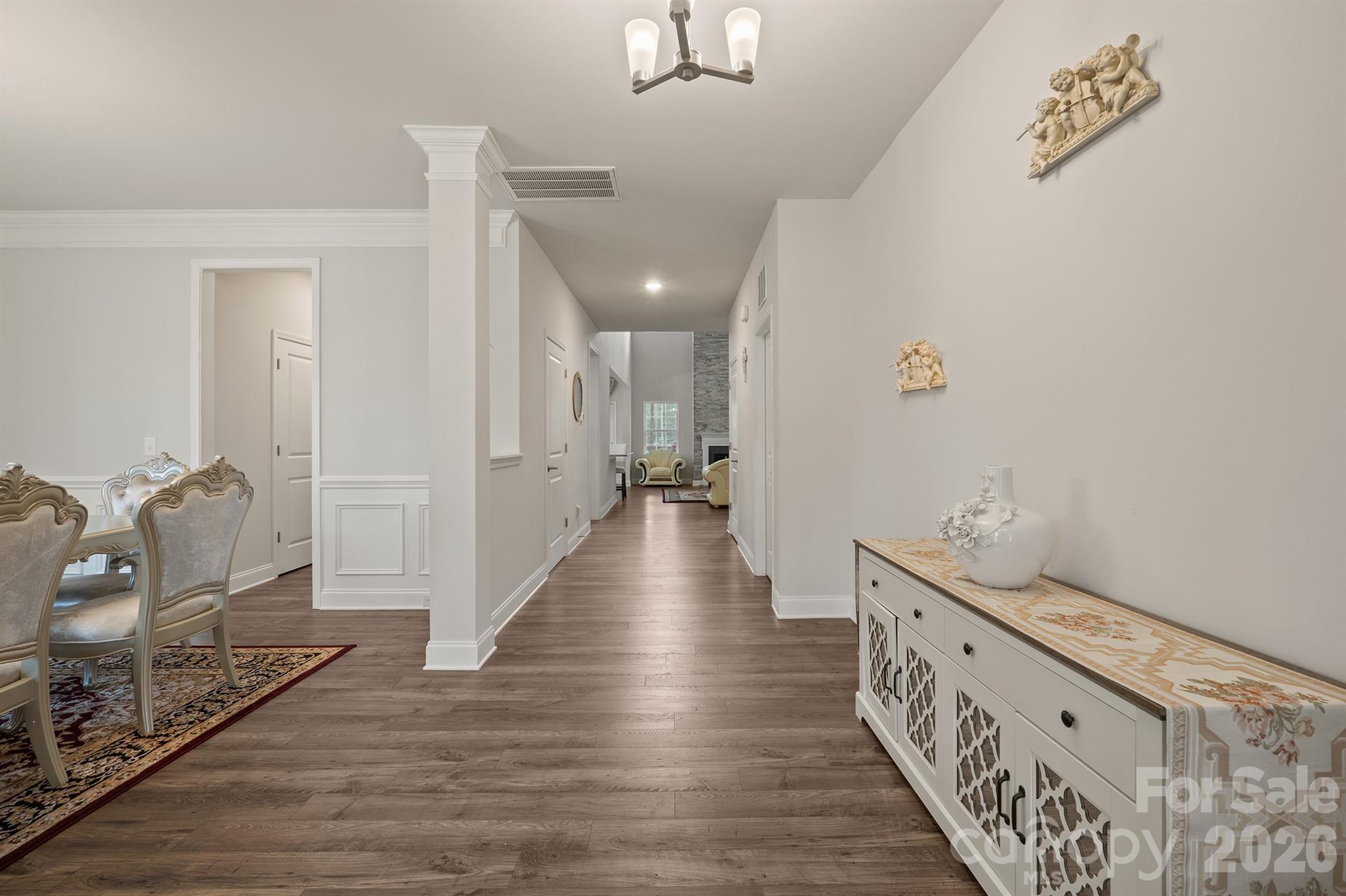 11836 Glenwood Drive Property Photo 3