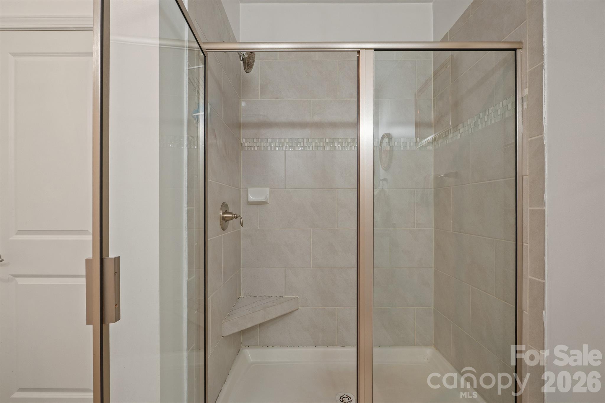 11836 Glenwood Drive Property Photo 20