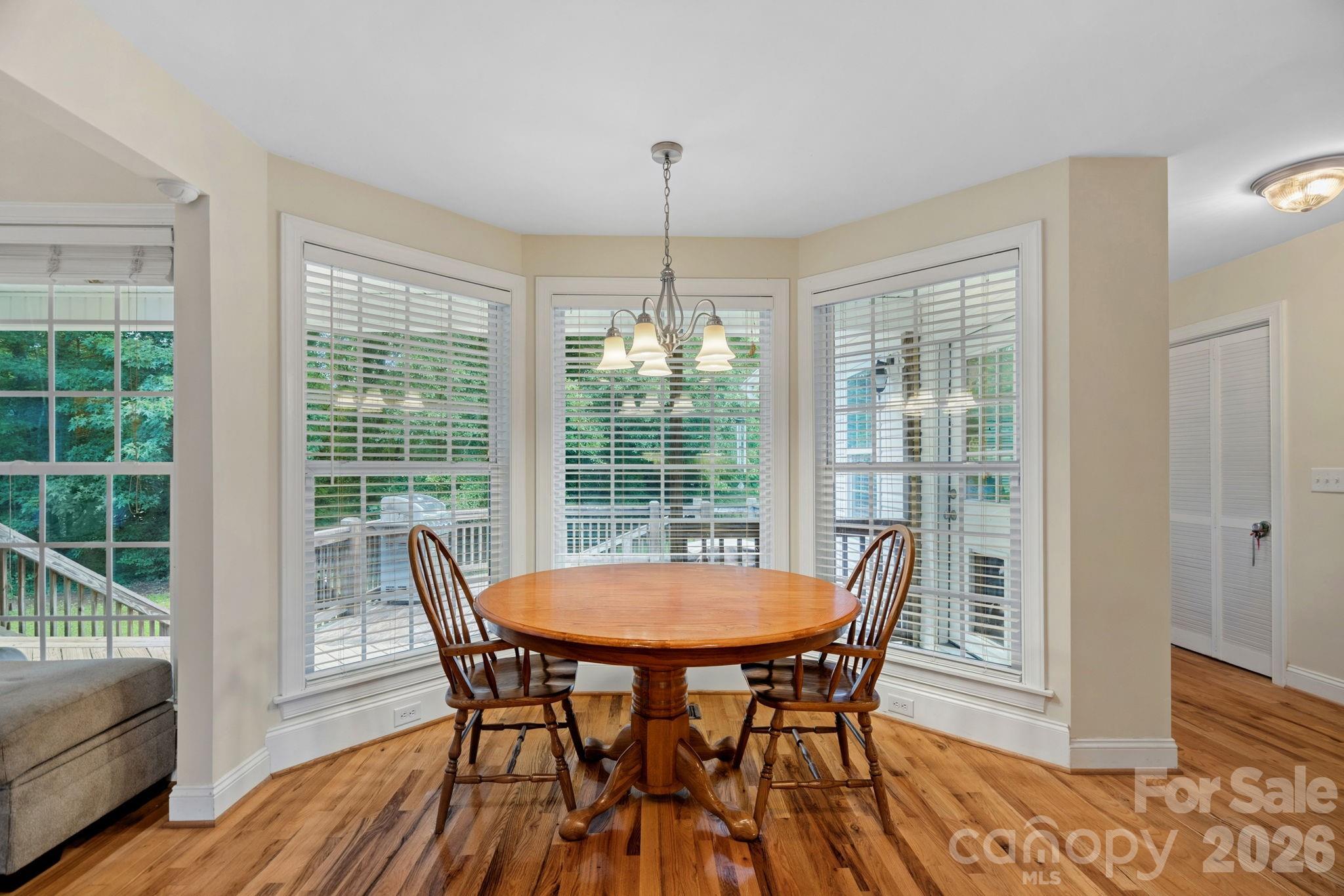 9801 Joe Kerr Road Property Photo 10