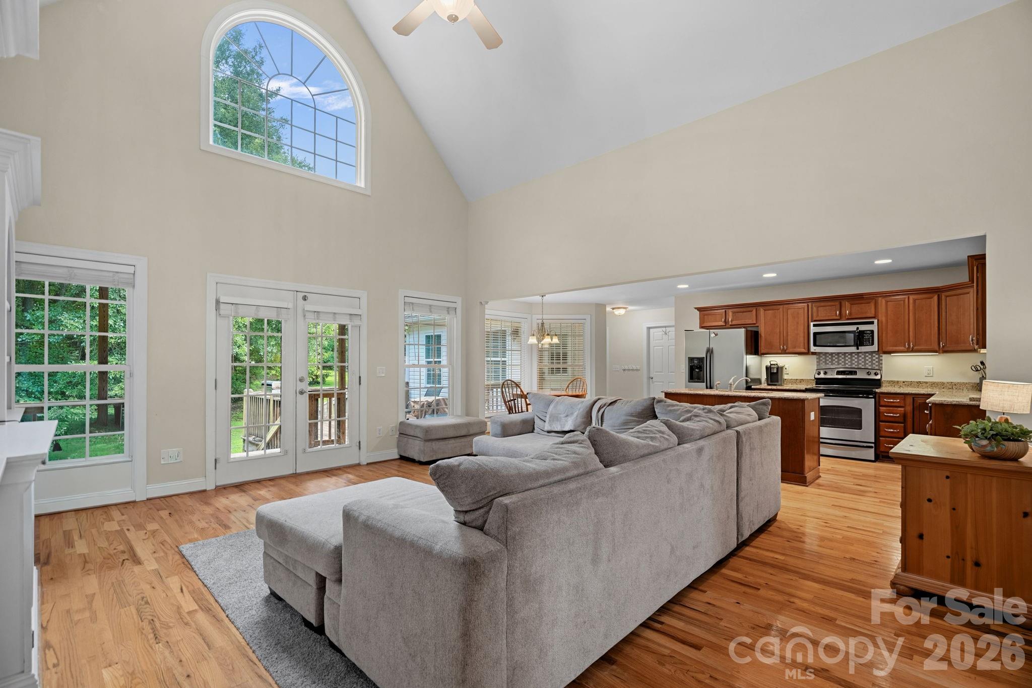9801 Joe Kerr Road Property Photo 11