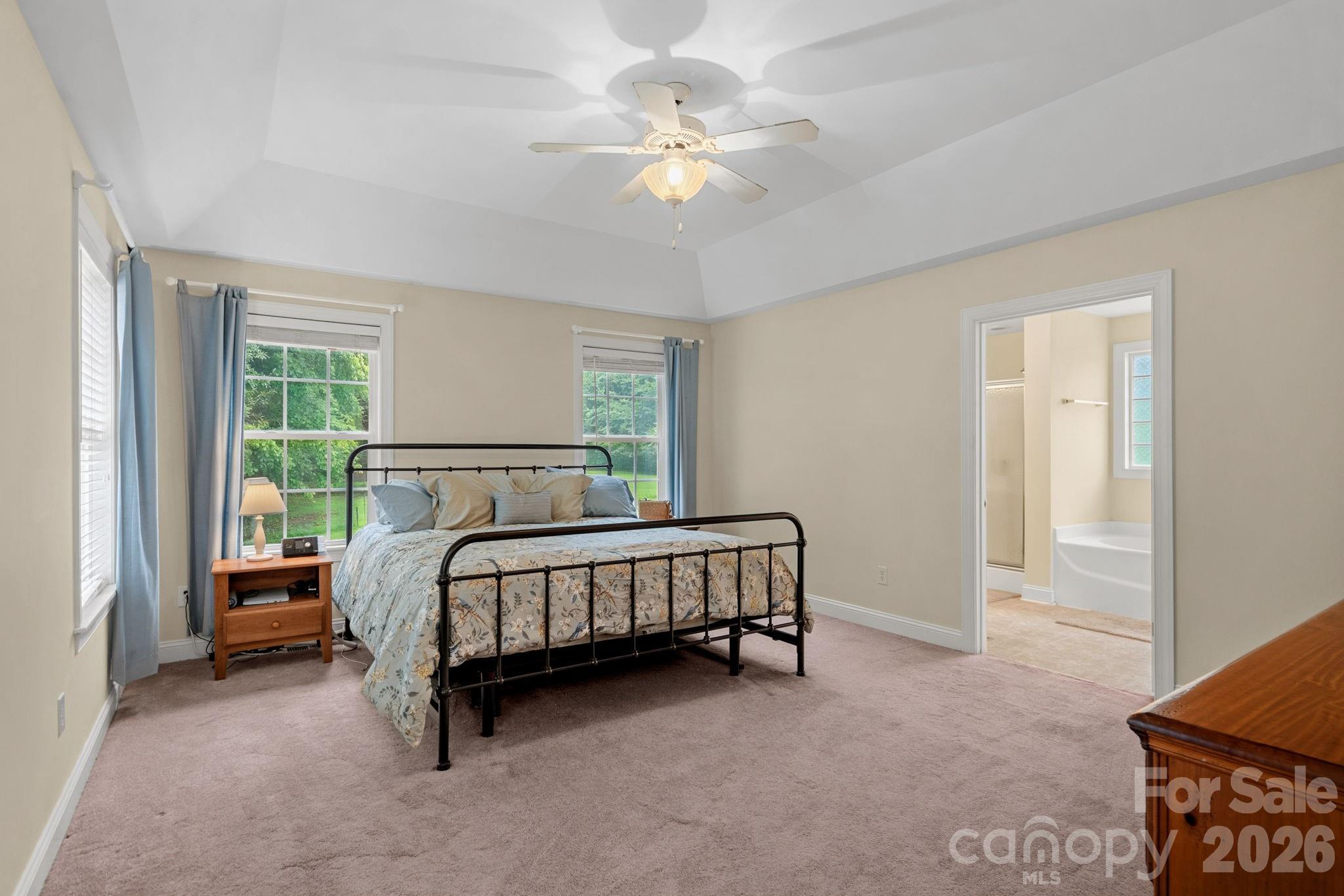 9801 Joe Kerr Road Property Photo 14