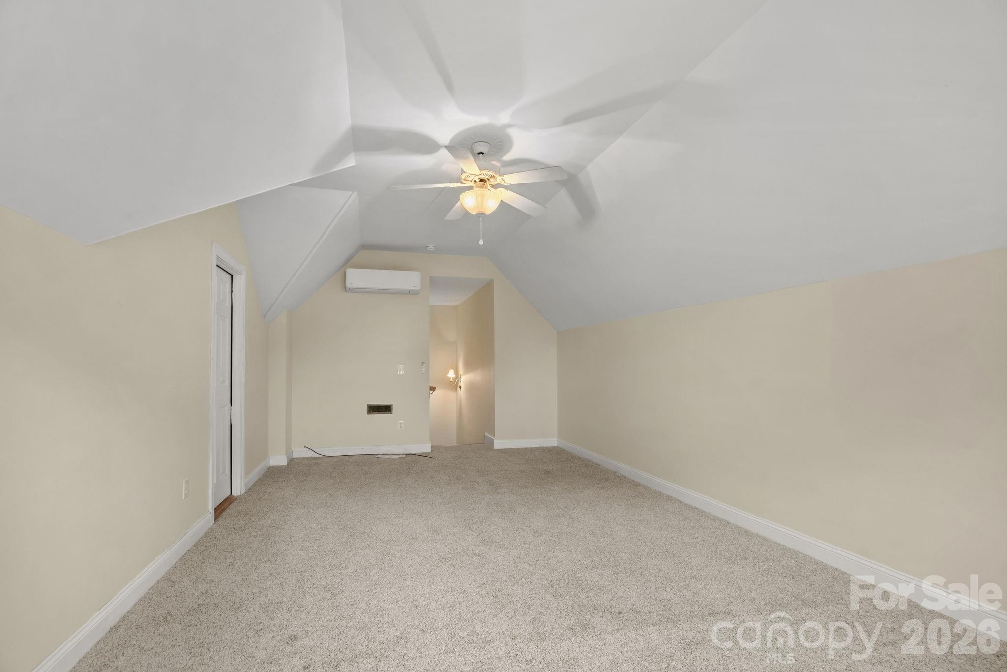 9801 Joe Kerr Road Property Photo 21