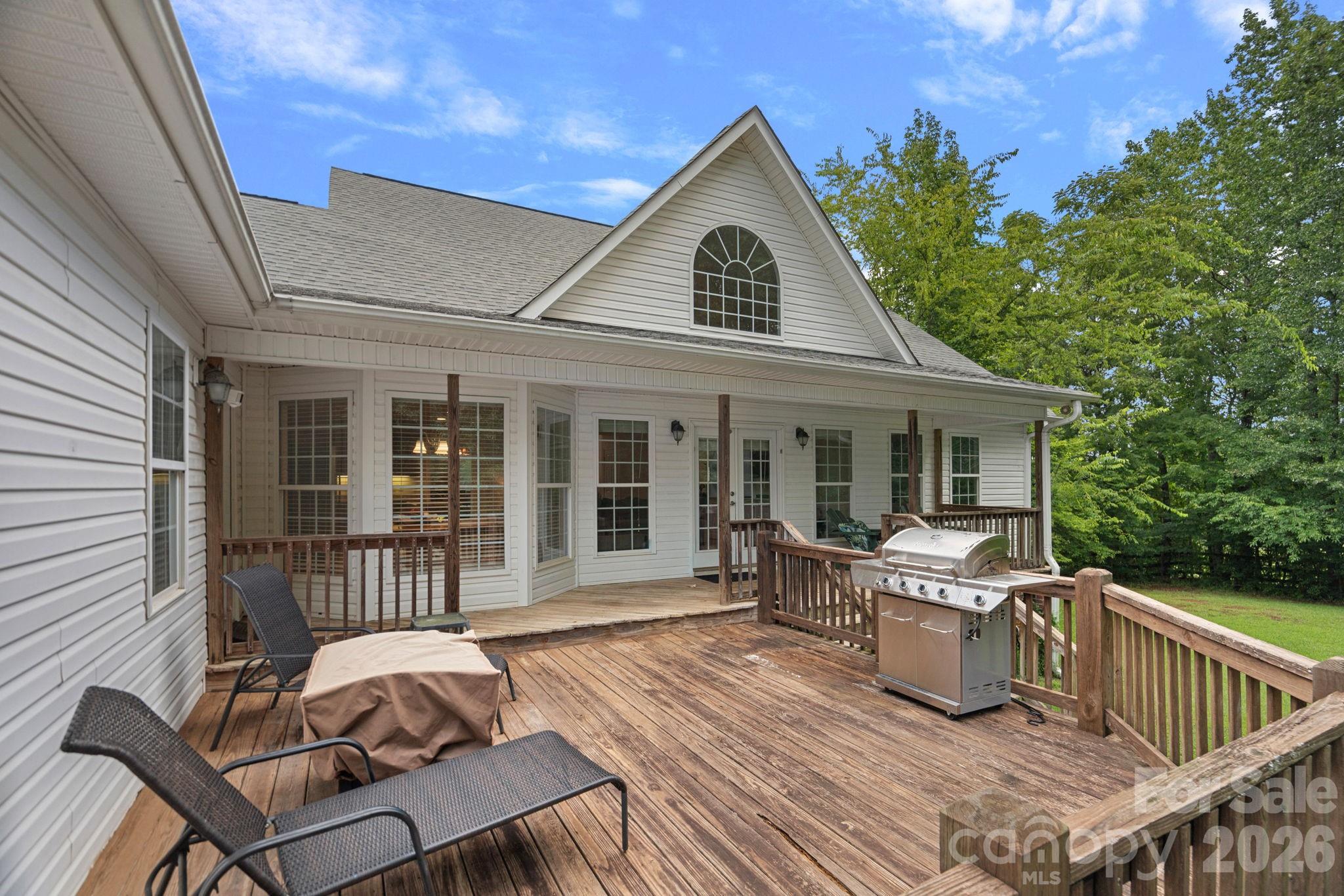 9801 Joe Kerr Road Property Photo 28