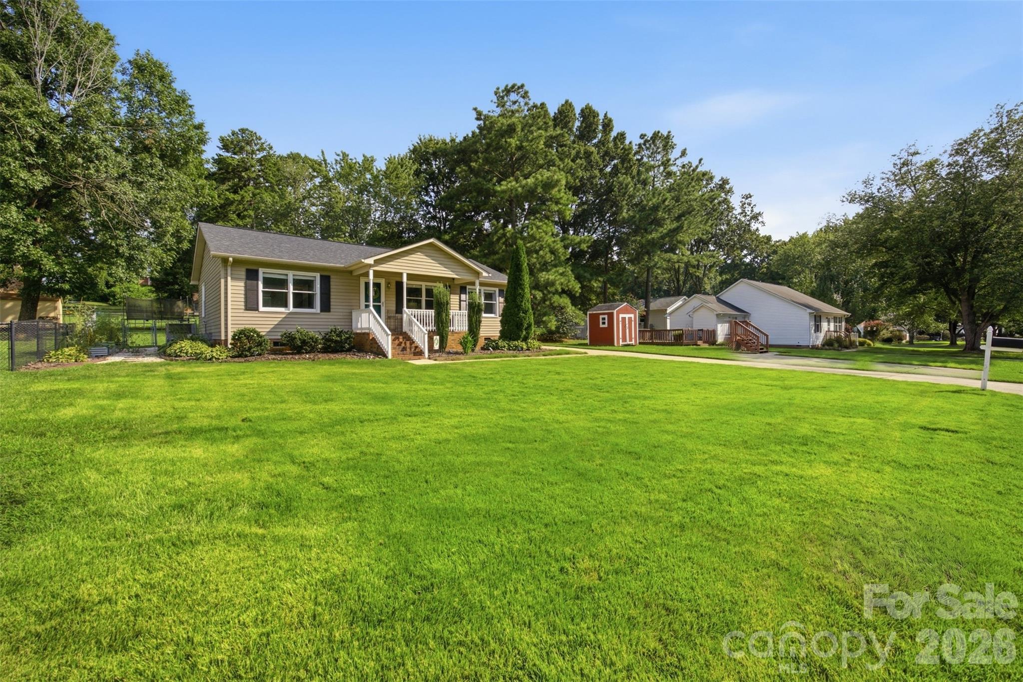 165 Obrien Place Property Photo 3