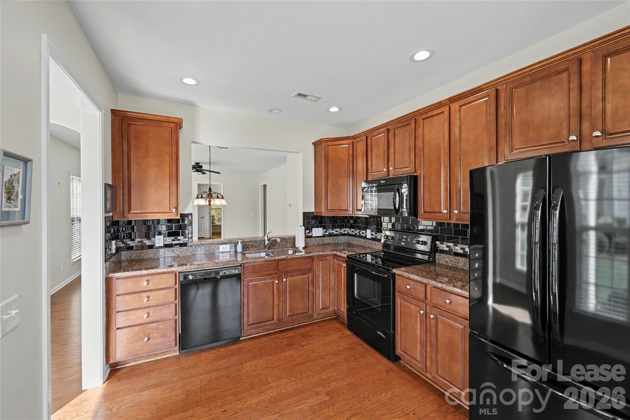 9009 Smokey Hill Lane Property Photo 3