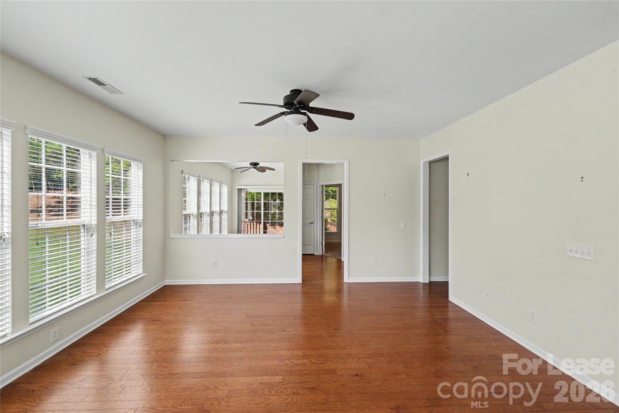 9009 Smokey Hill Lane Property Photo 9