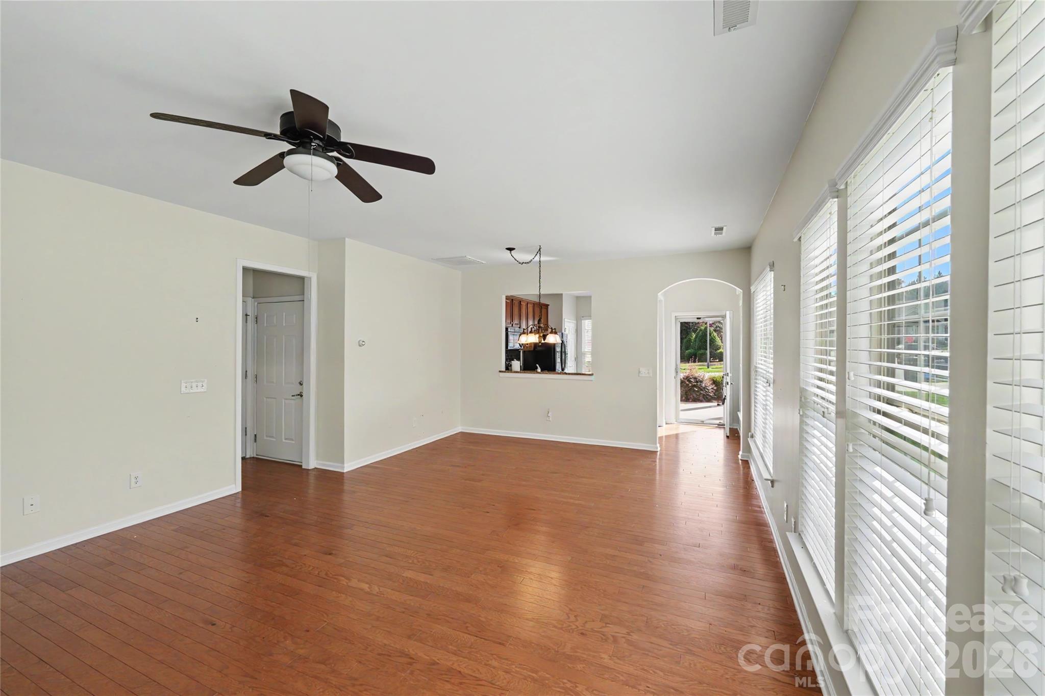 9009 Smokey Hill Lane Property Photo 12