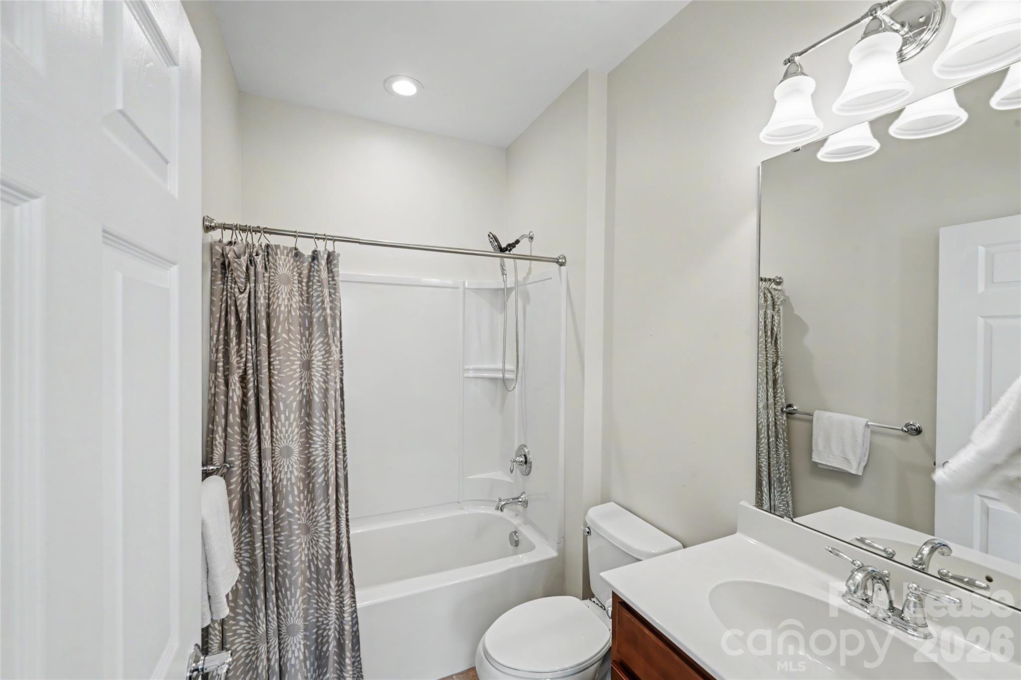 9009 Smokey Hill Lane Property Photo 21