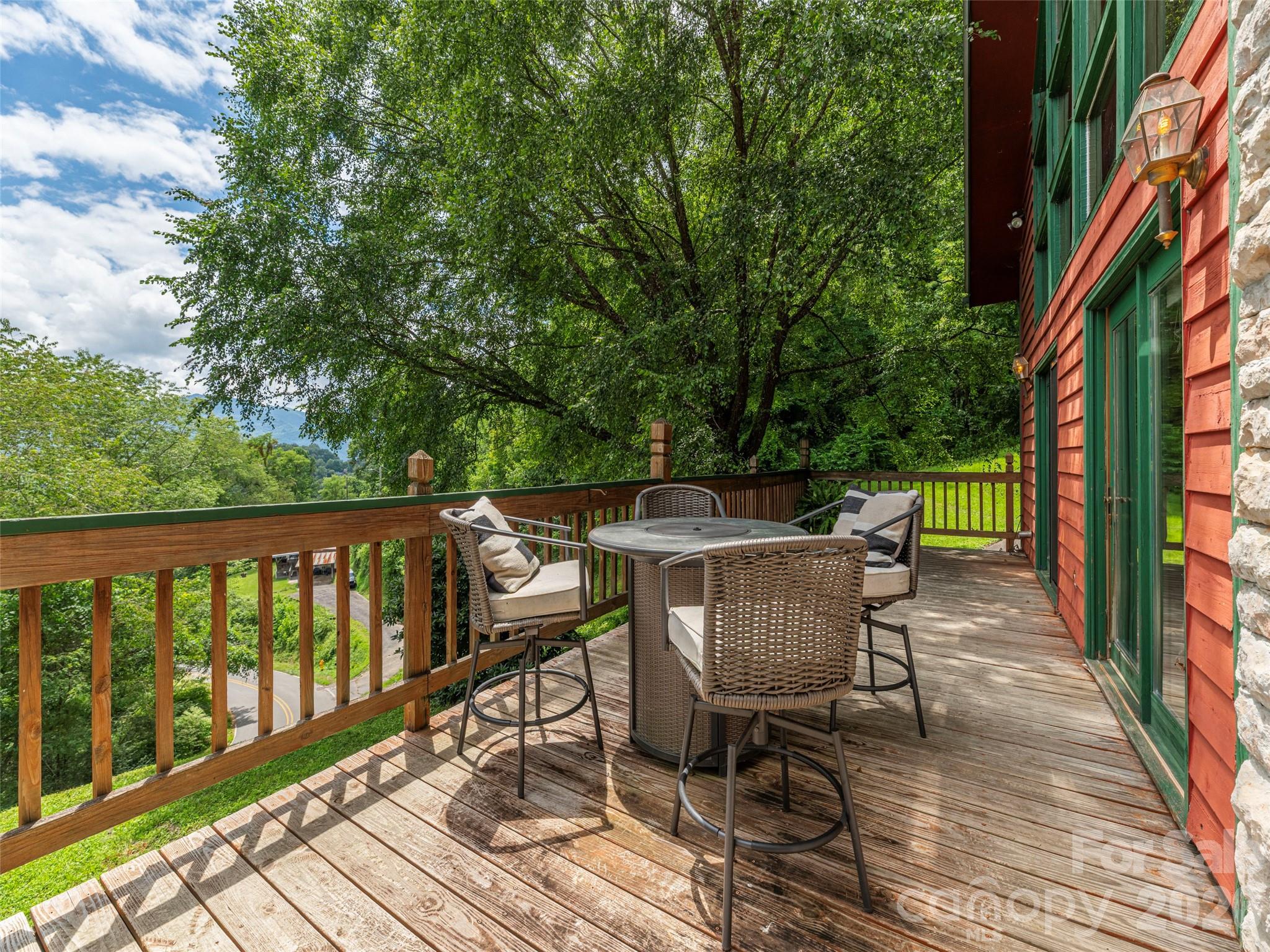 215 Hall Top Road Property Photo 6