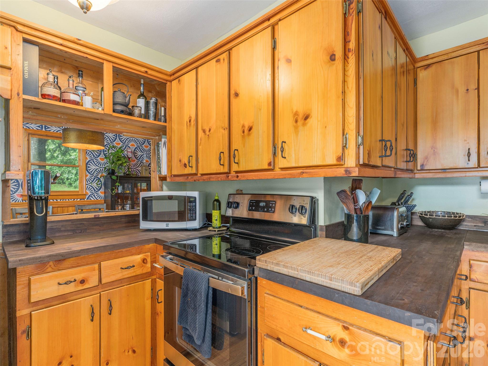 215 Hall Top Road Property Photo 10
