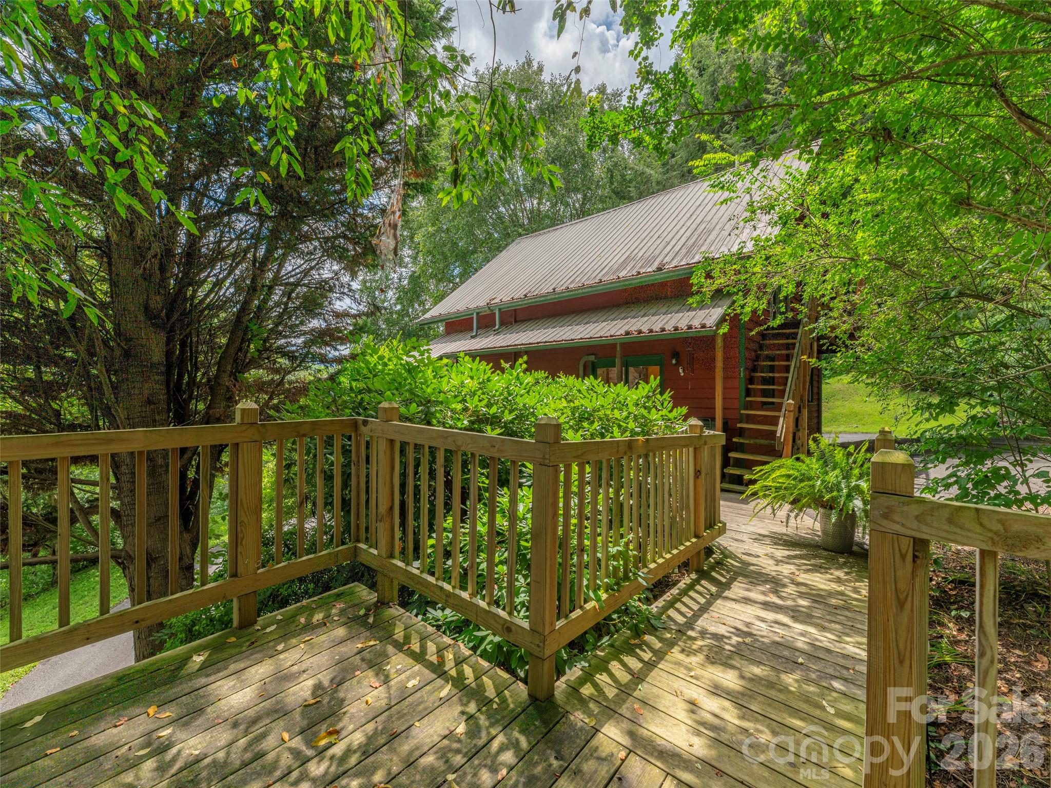 215 Hall Top Road Property Photo 29