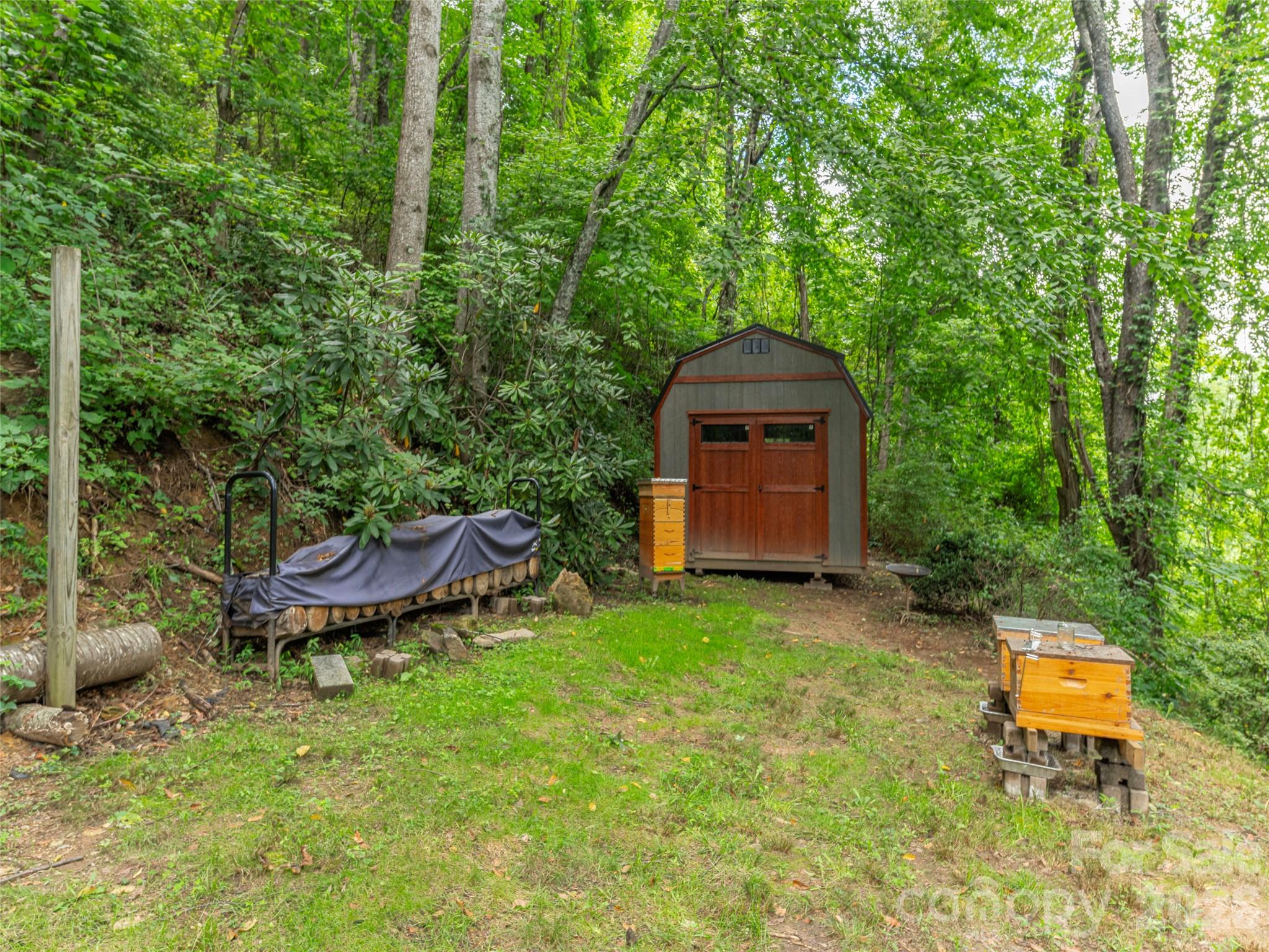 215 Hall Top Road Property Photo 30