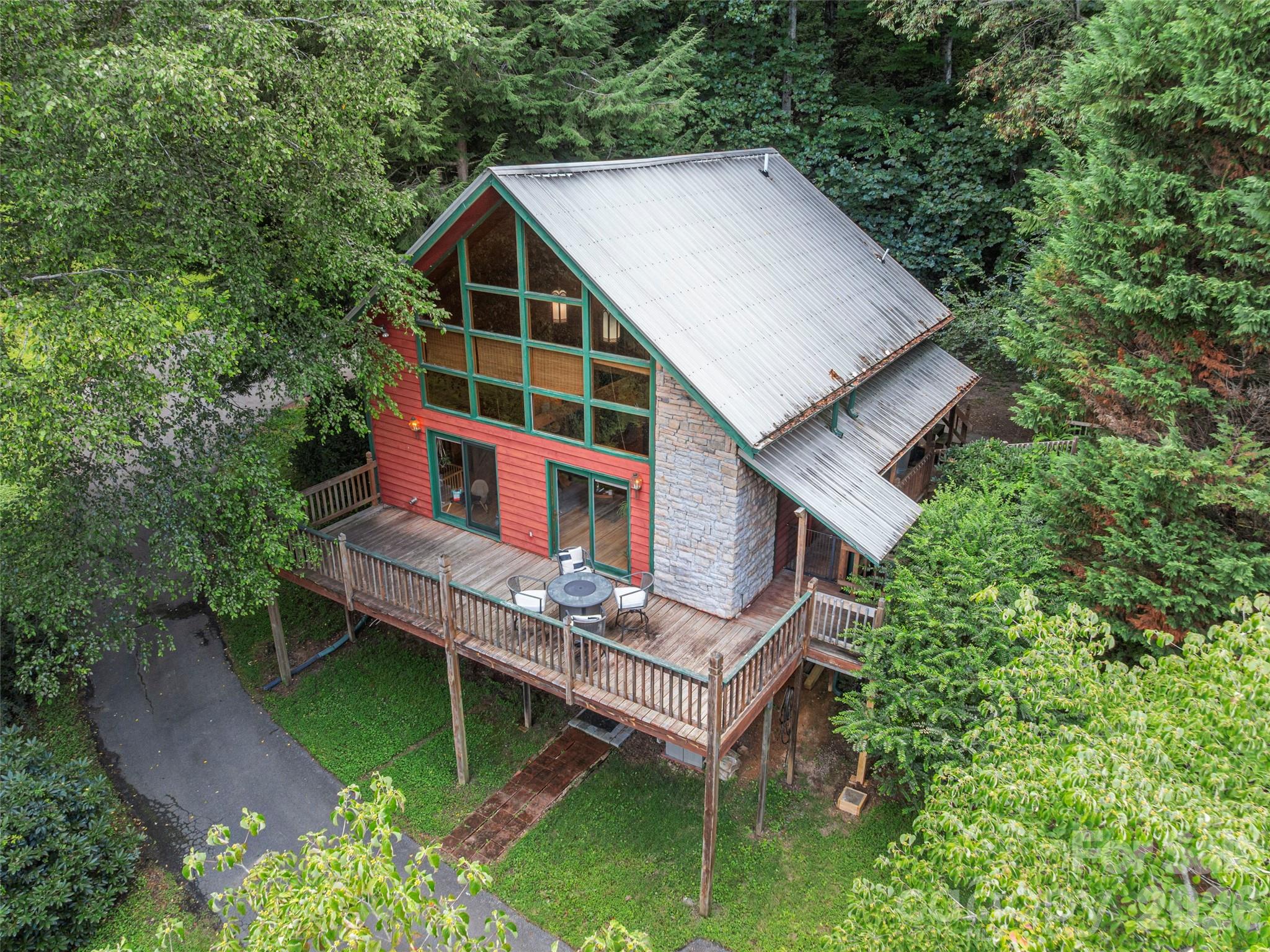 215 Hall Top Road Property Photo 33