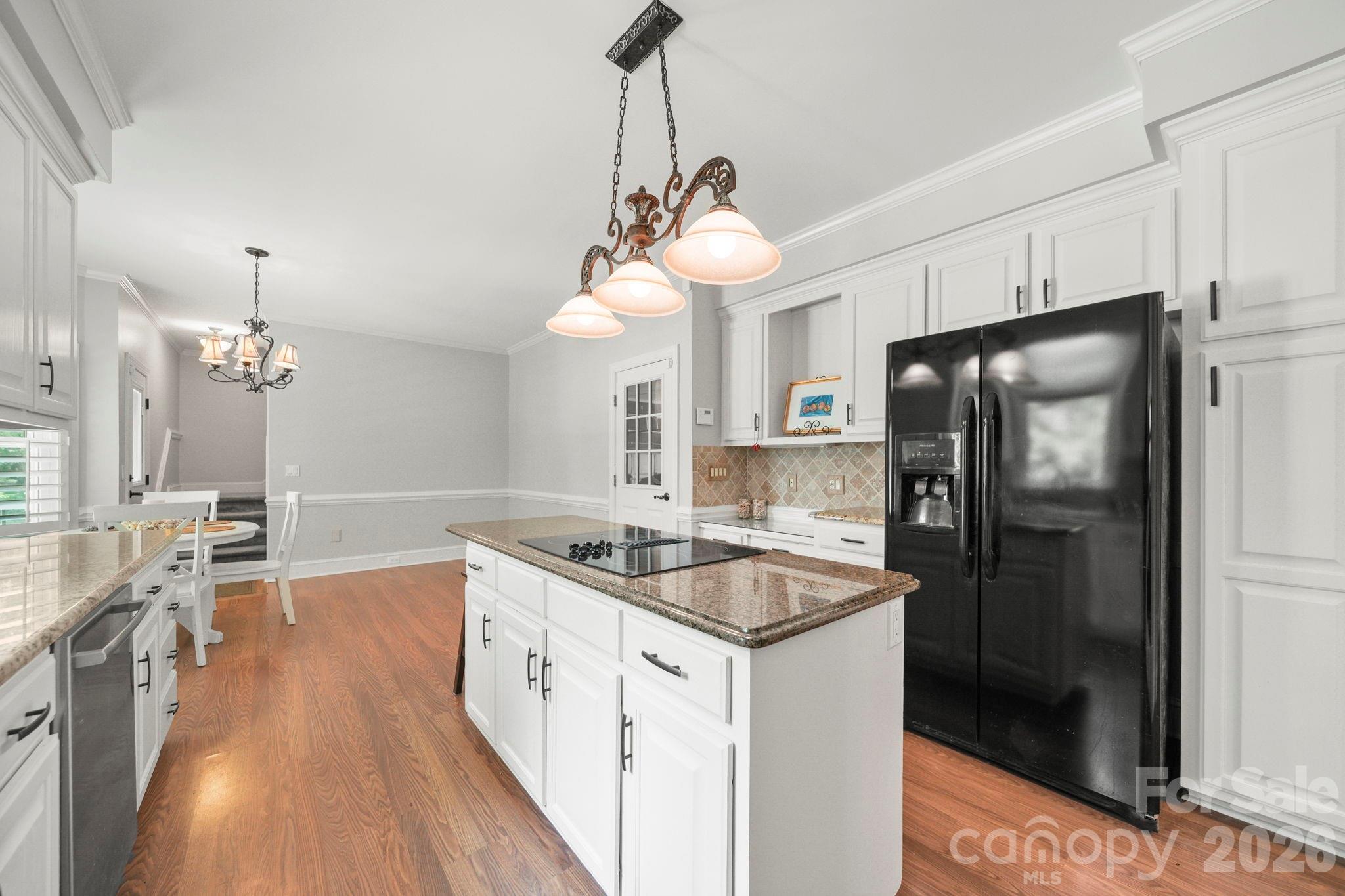 1256 Nw Giverny Court Property Photo 8