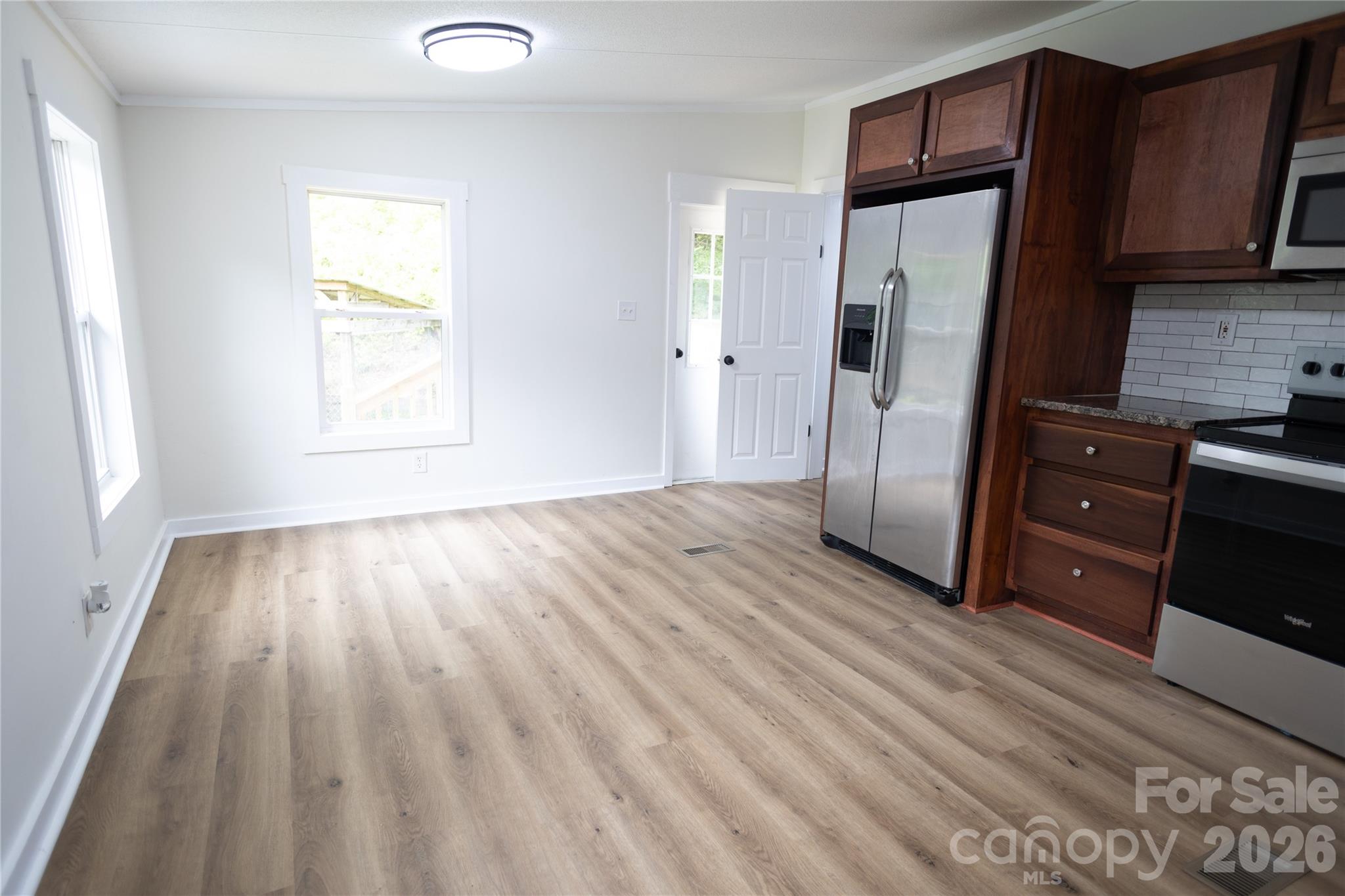 559 Old Quebec Road Property Photo 8