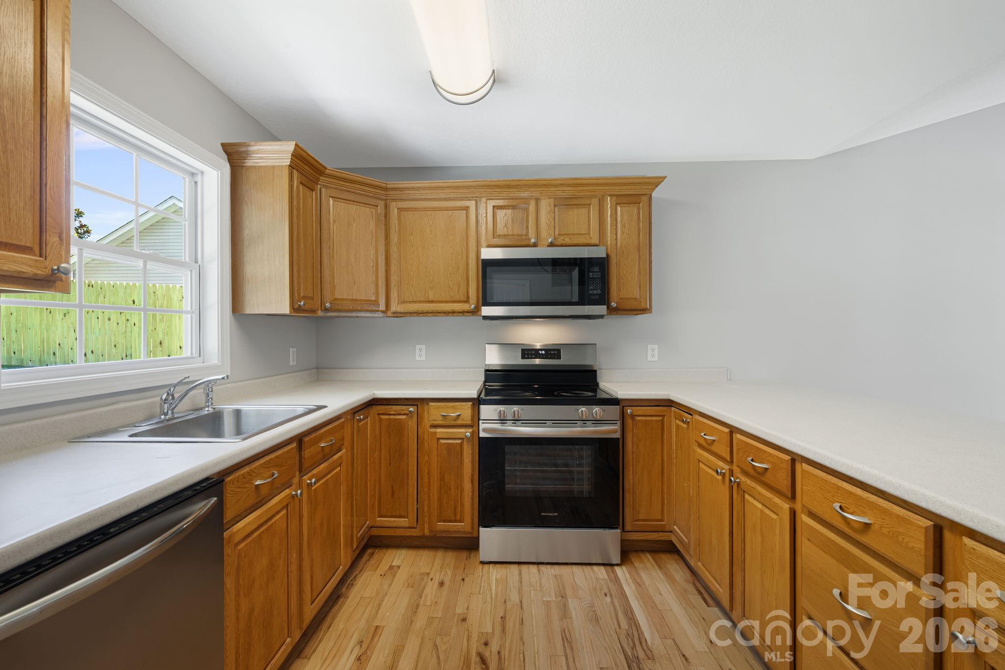 76 Selwyn Road Property Photo 12