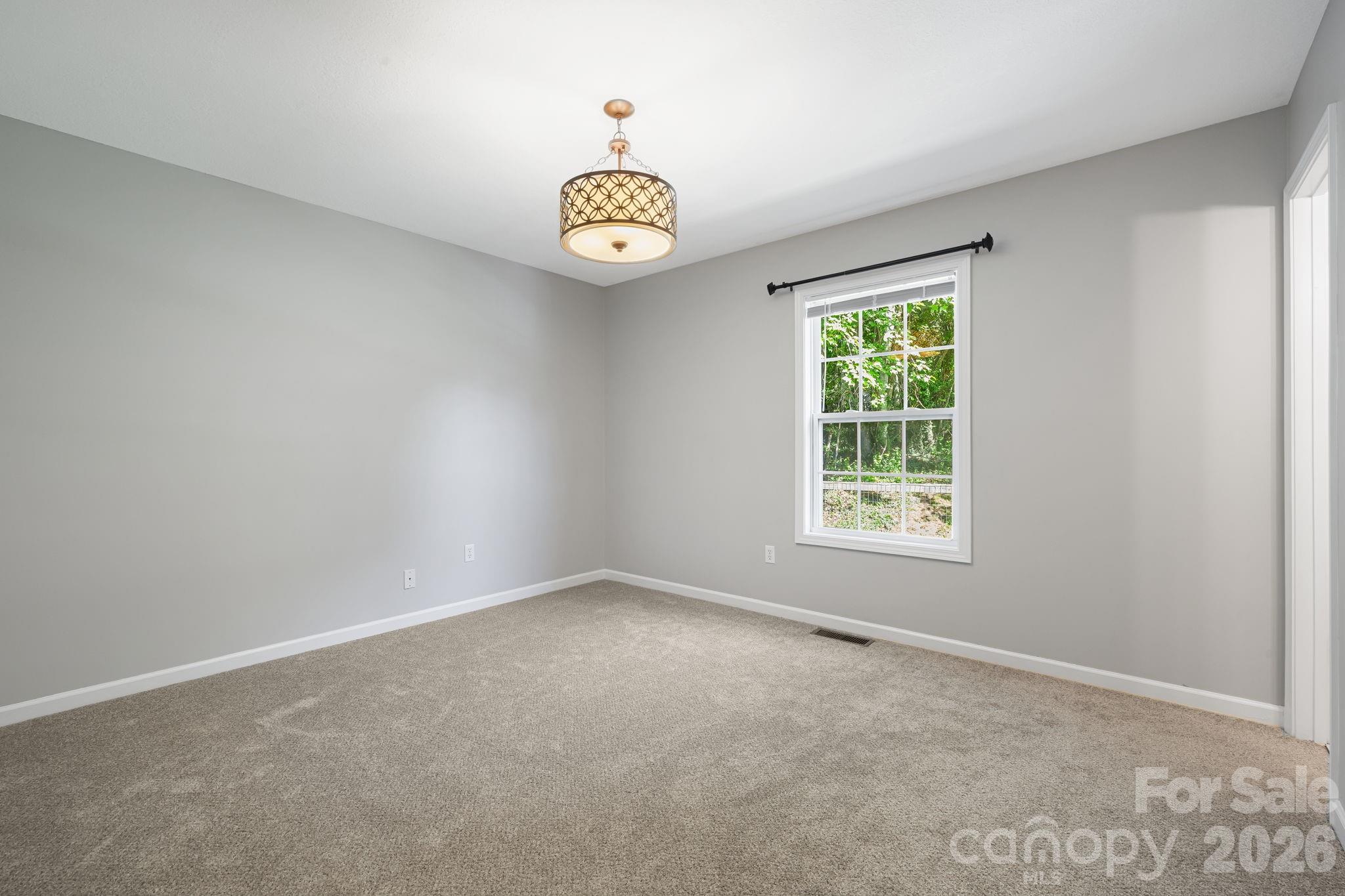 76 Selwyn Road Property Photo 24