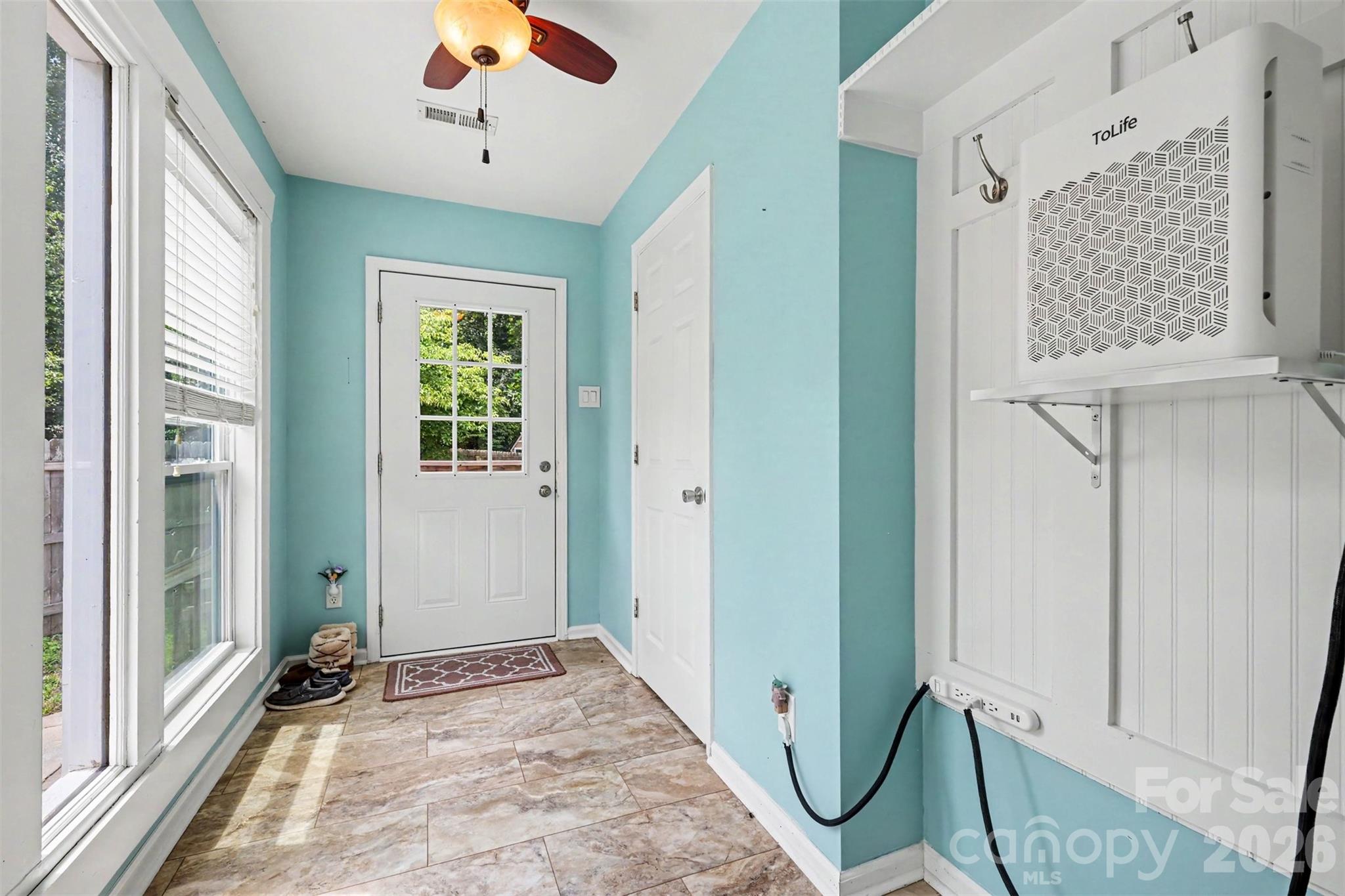 3515 Crescent Knoll Drive Property Photo 16