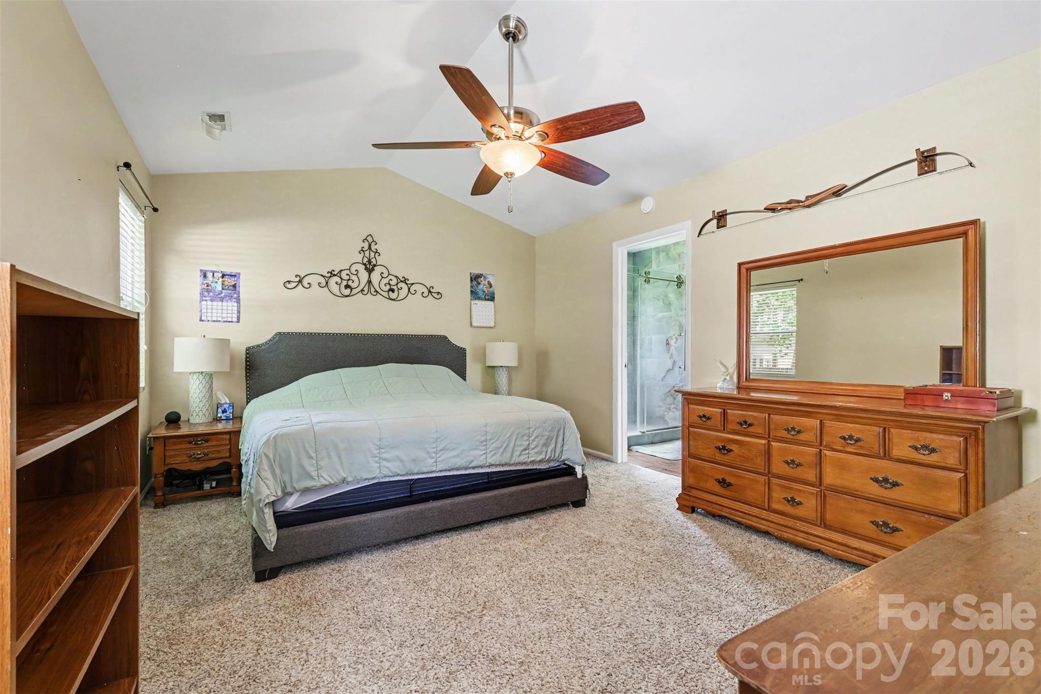 3515 Crescent Knoll Drive Property Photo 18