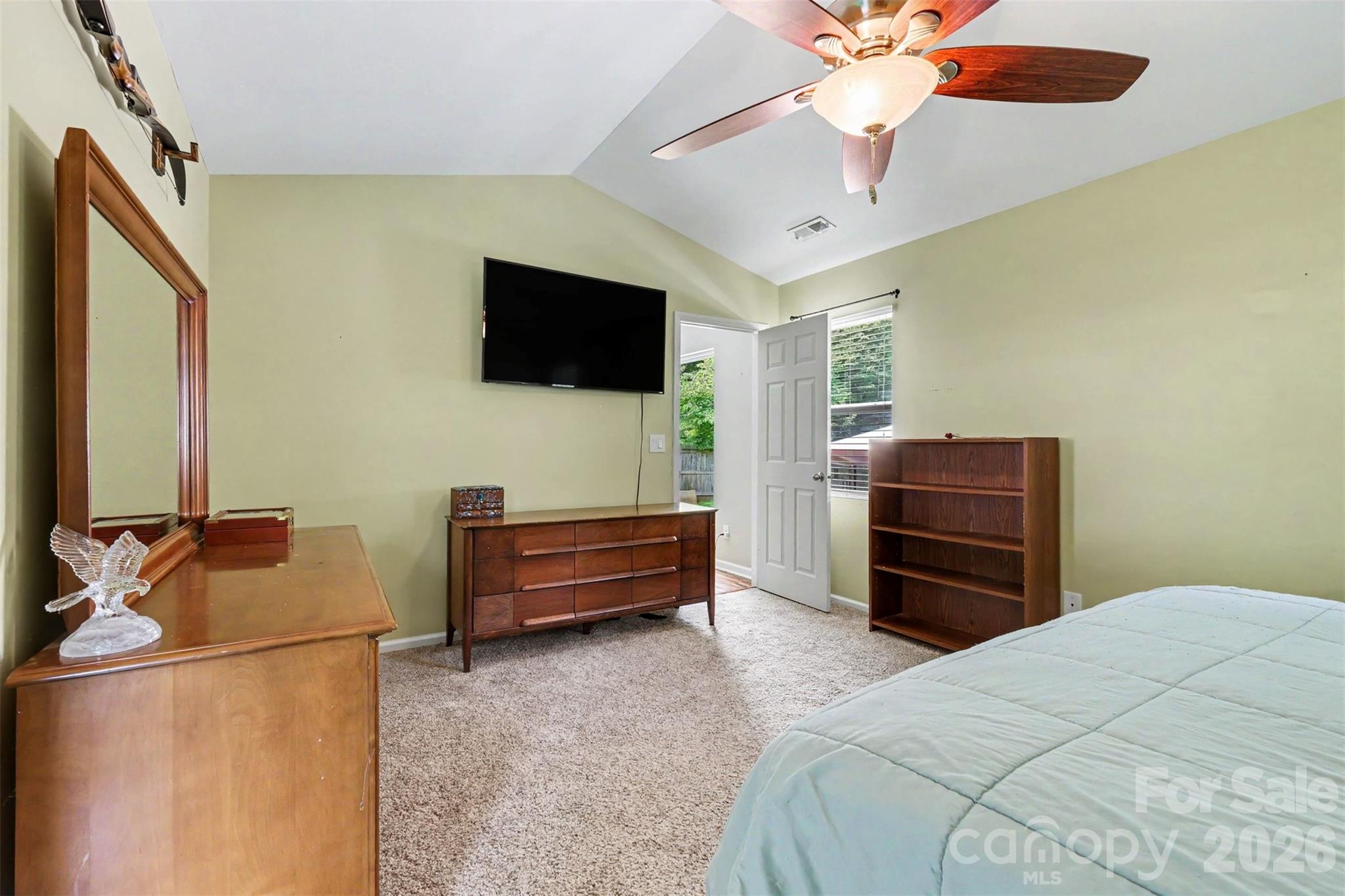 3515 Crescent Knoll Drive Property Photo 20