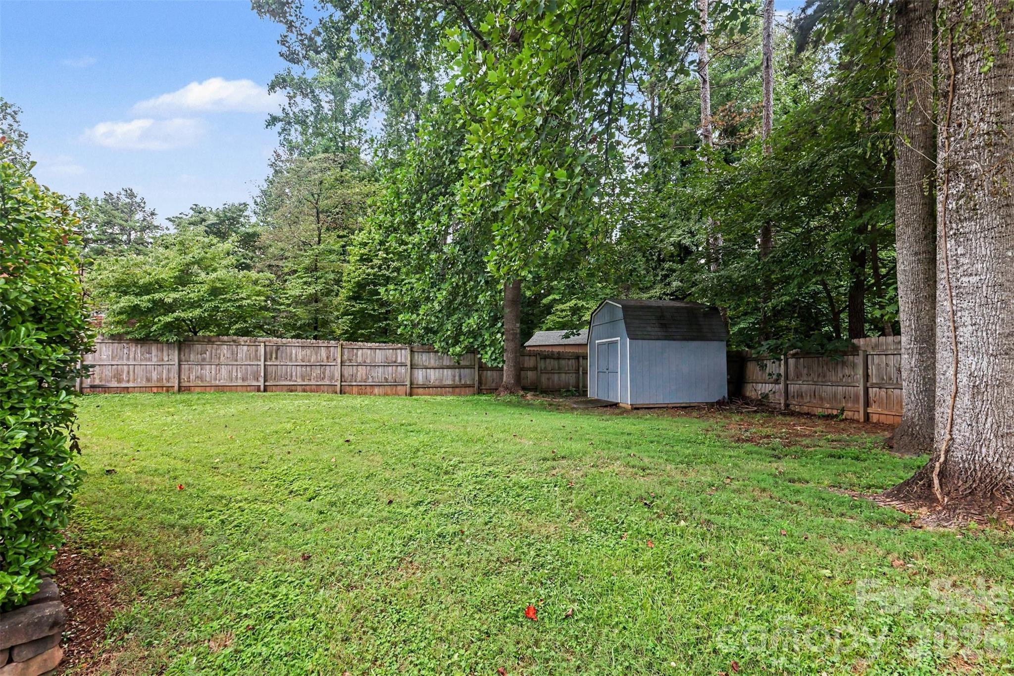 3515 Crescent Knoll Drive Property Photo 34