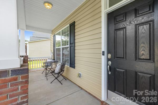 6006 Brook Valley Run Property Photo 4