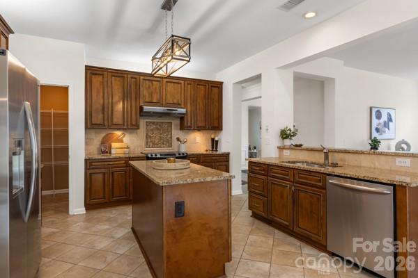 6006 Brook Valley Run Property Photo 16
