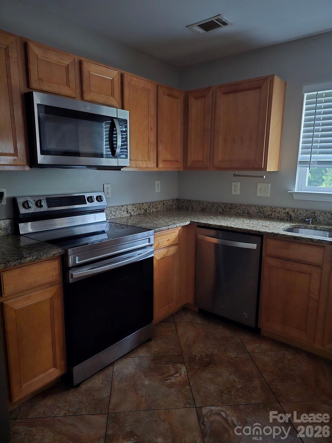 18603 Coachmans Trace Property Photo 3