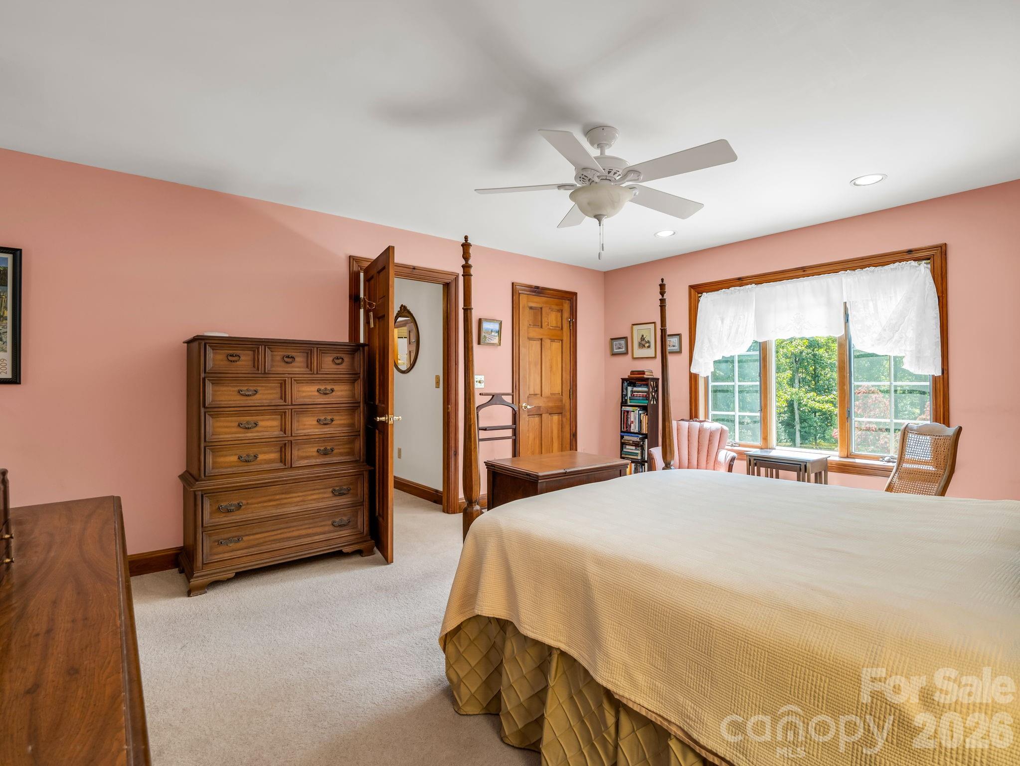15 Ravenwood Drive Property Photo 19
