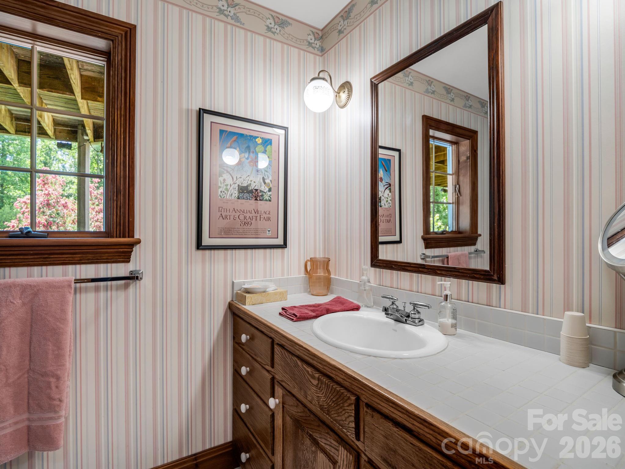 15 Ravenwood Drive Property Photo 28