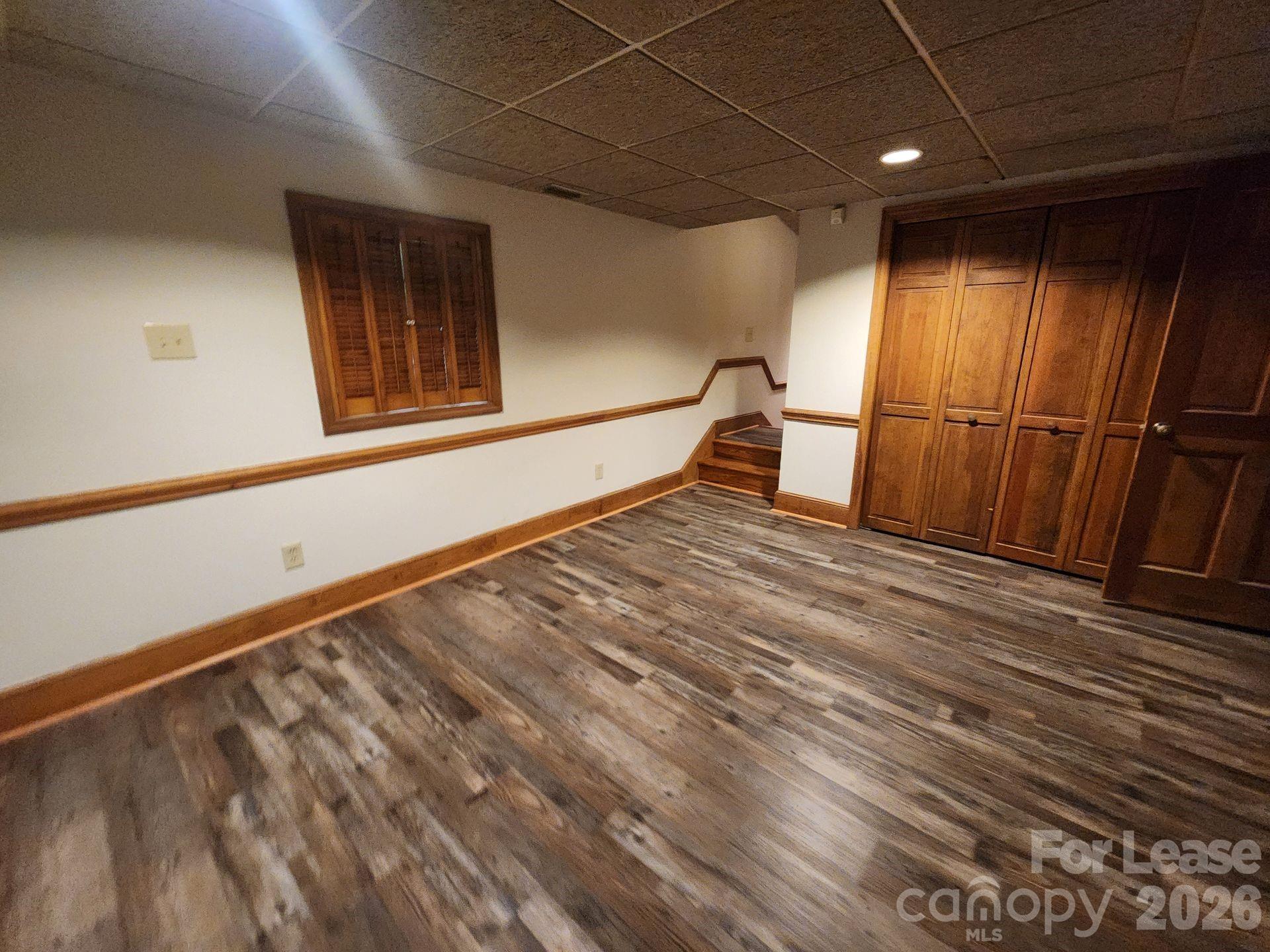9000 Oakridge Drive Property Photo 26