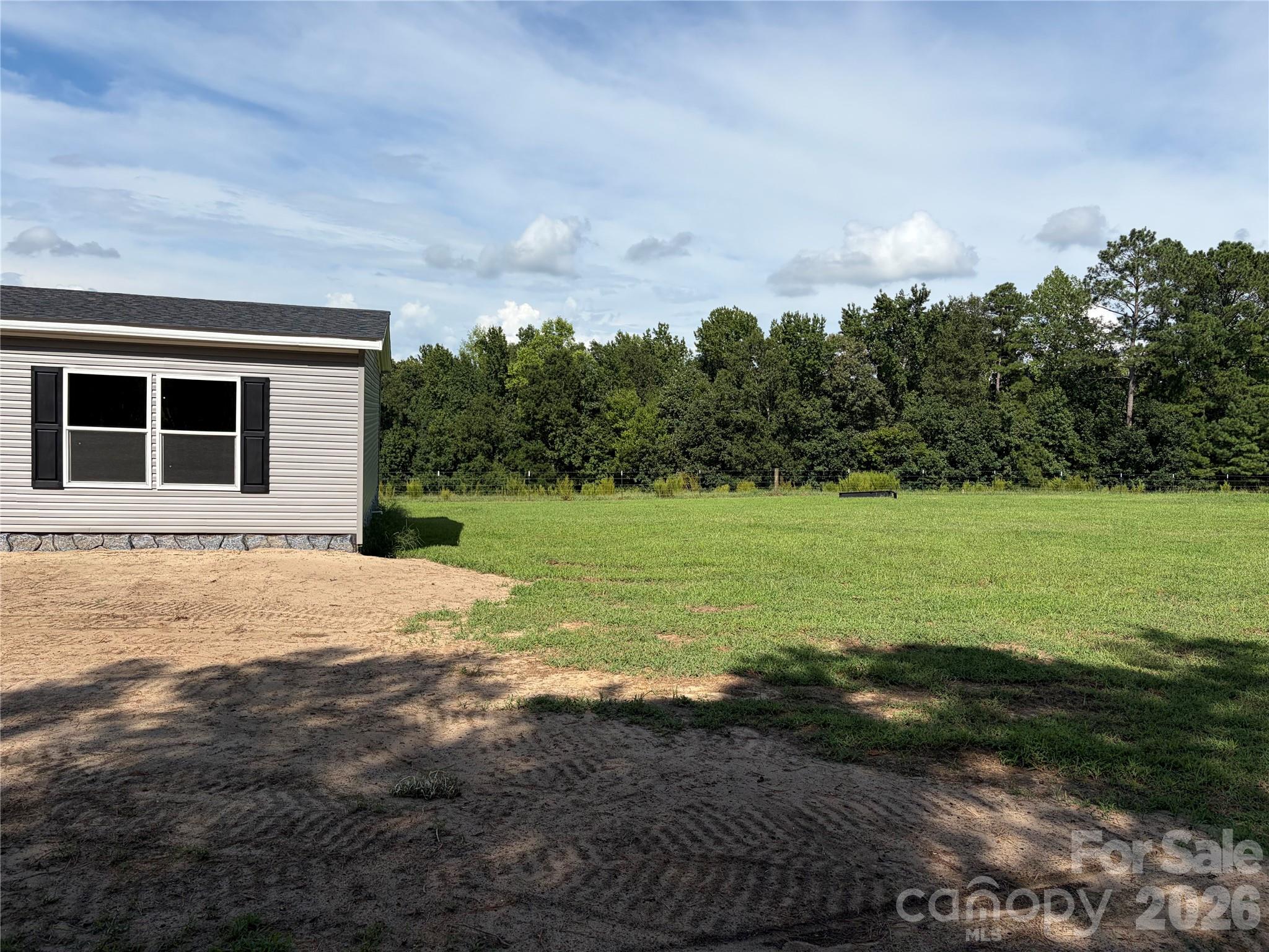 816 Hough Street Property Photo 3