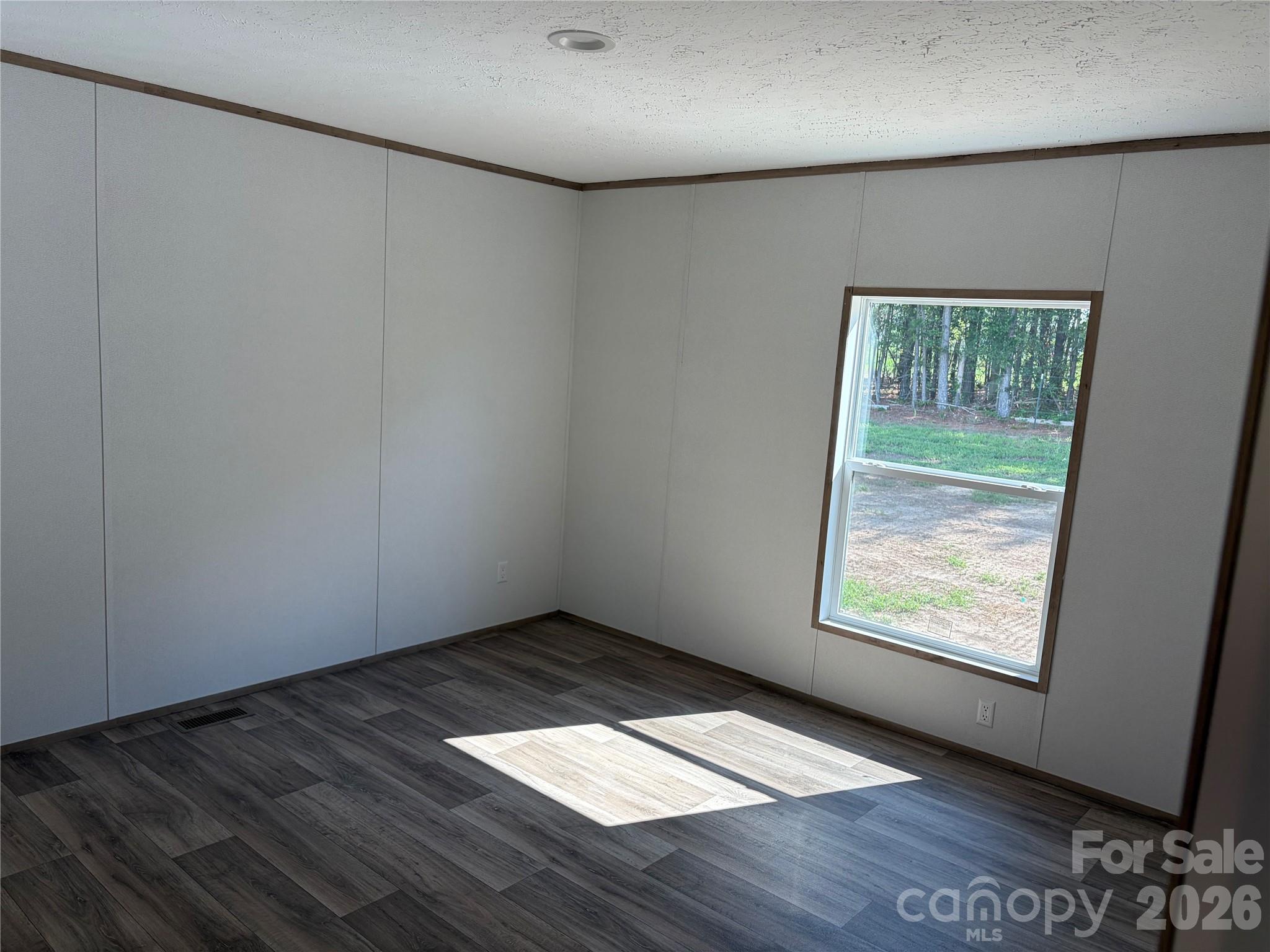 816 Hough Street Property Photo 20