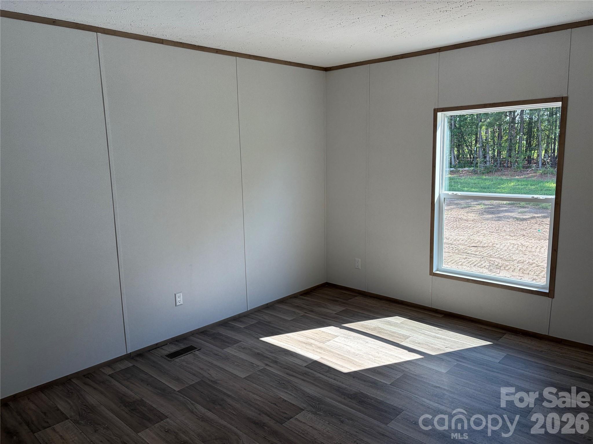 816 Hough Street Property Photo 21