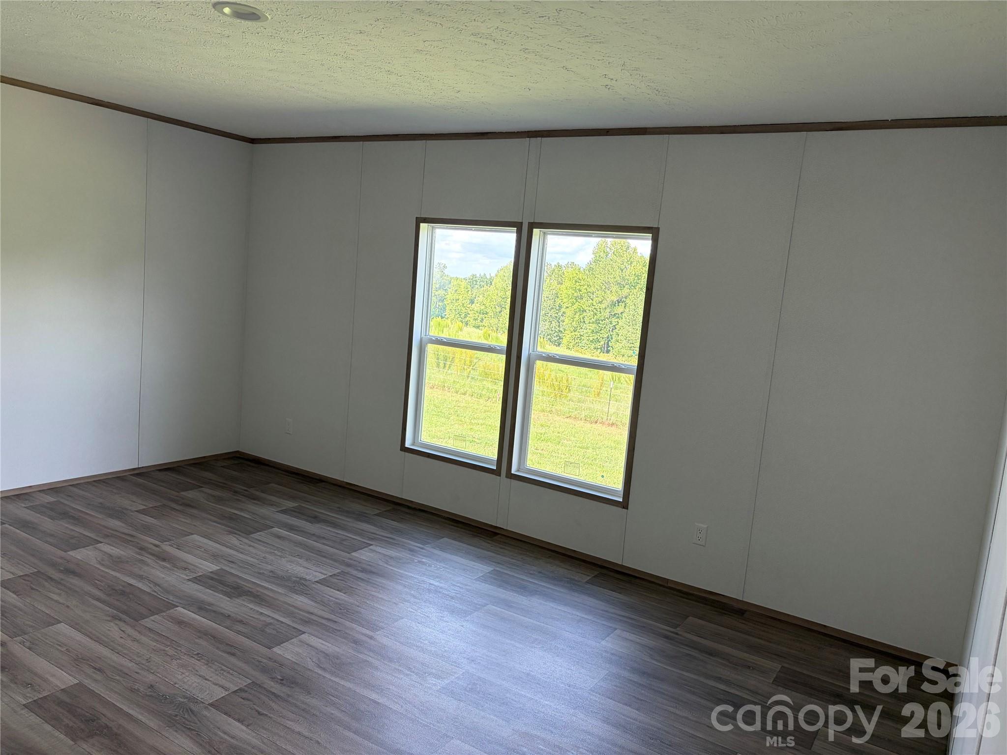 816 Hough Street Property Photo 23