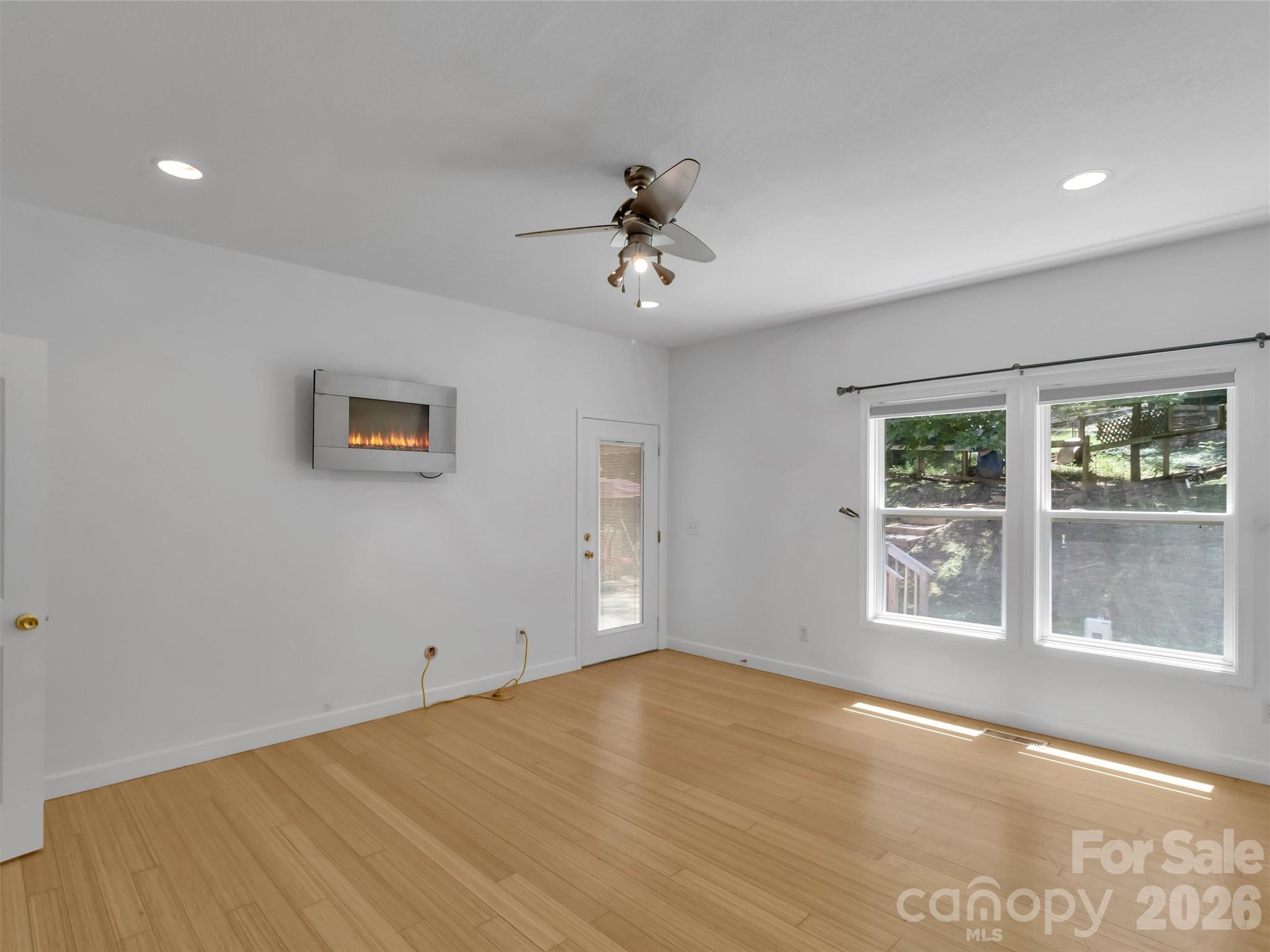 169 Roadrunner Drive Property Photo 10