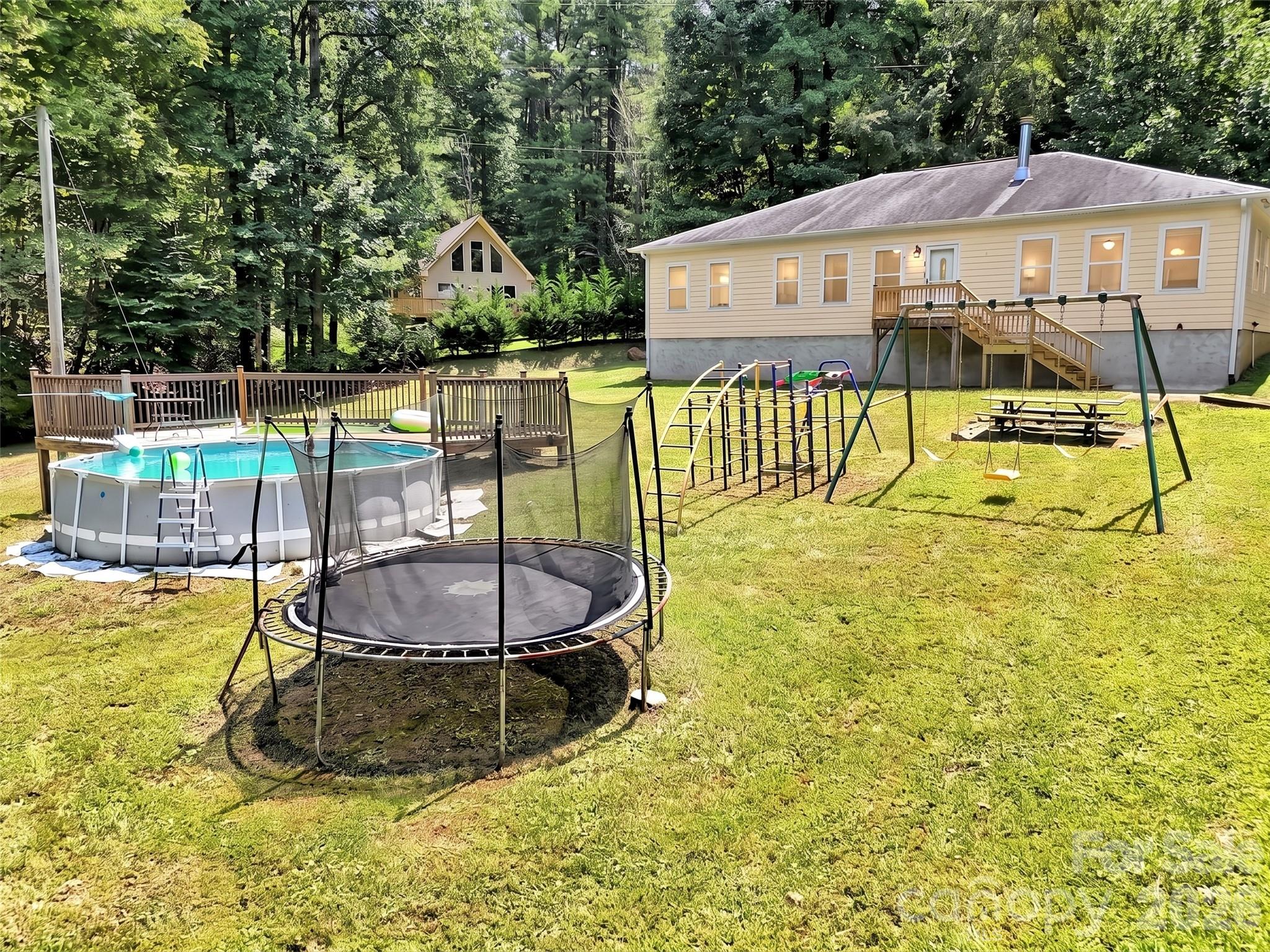 169 Roadrunner Drive Property Photo 36